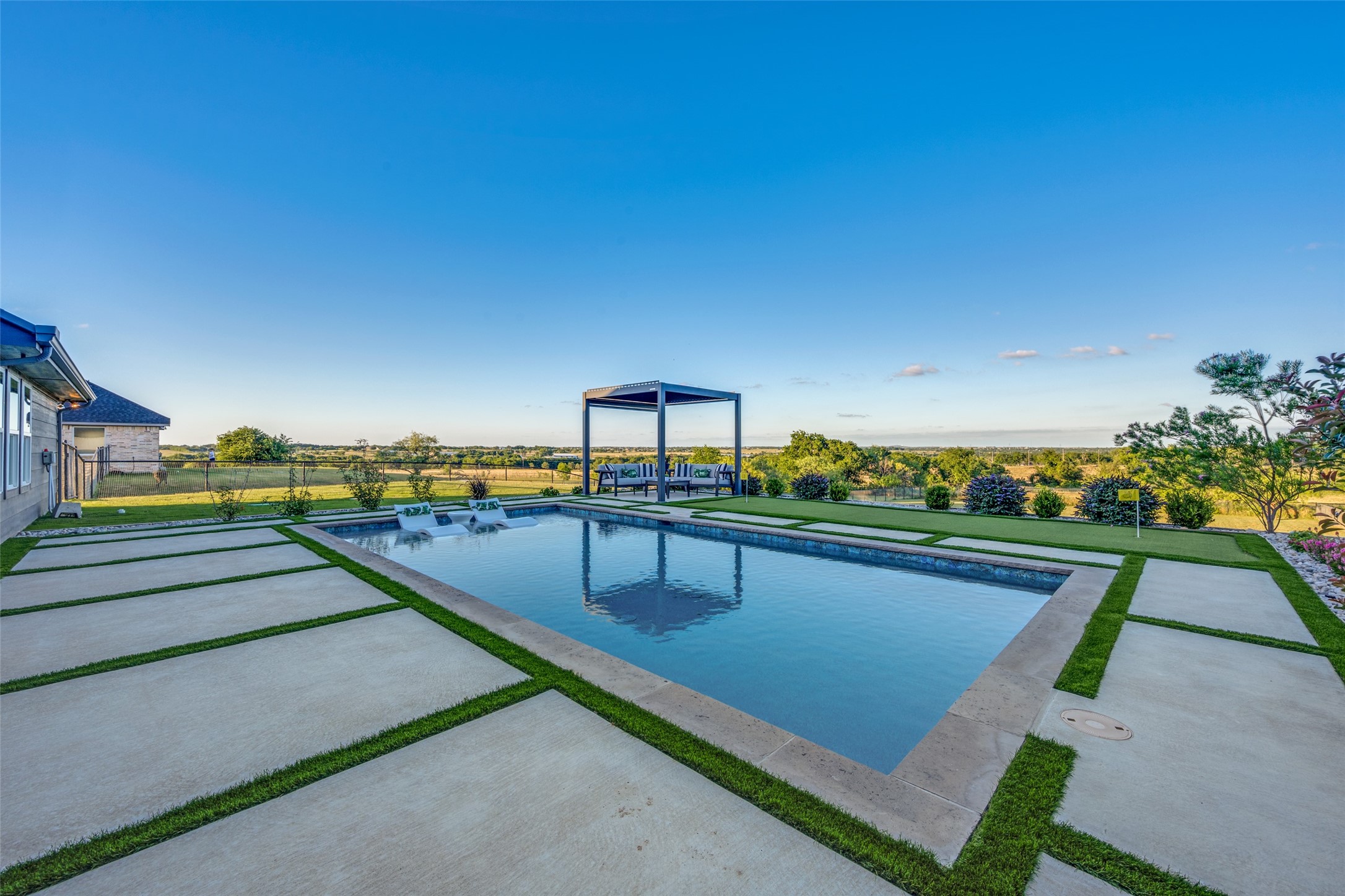 8624 Bricelyn Court