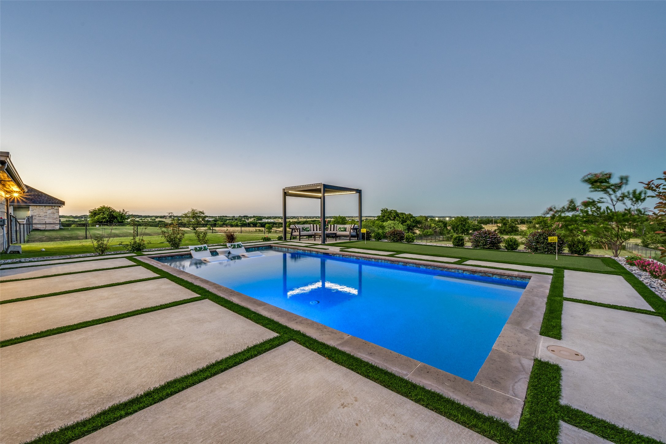 8624 Bricelyn Court