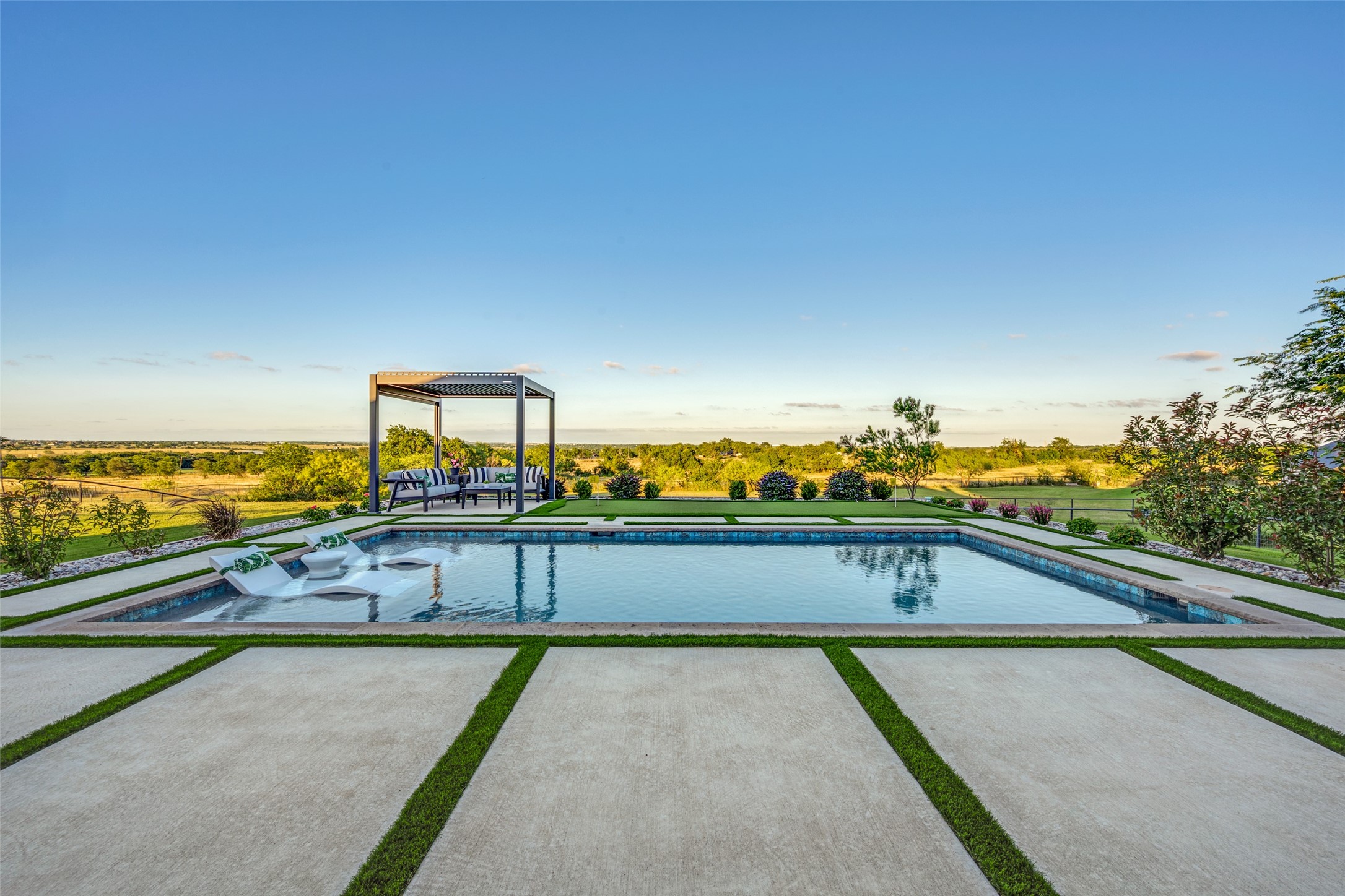 8624 Bricelyn Court