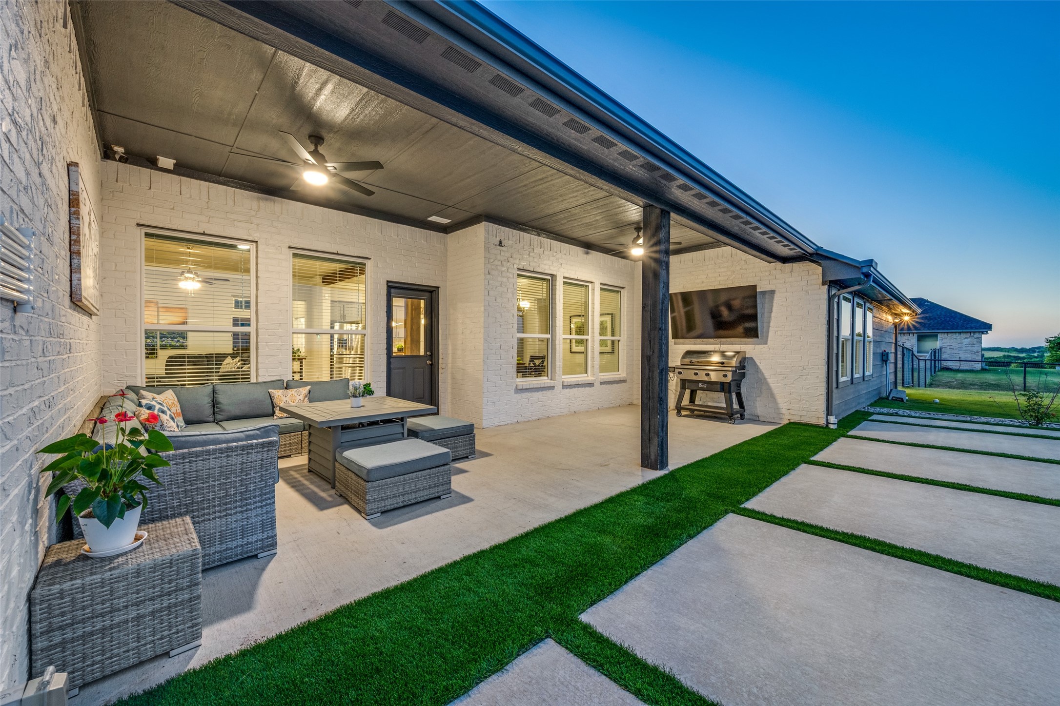 8624 Bricelyn Court