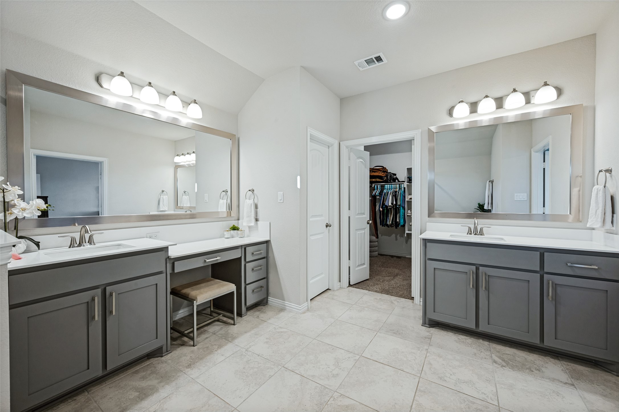 8624 Bricelyn Court