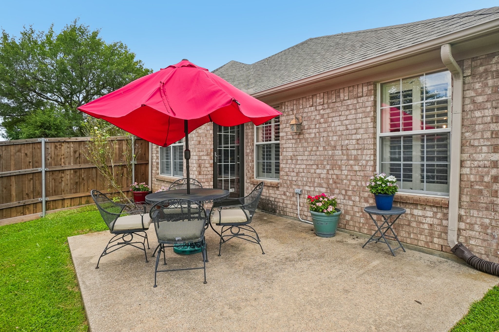 421 Durrand Oak Drive