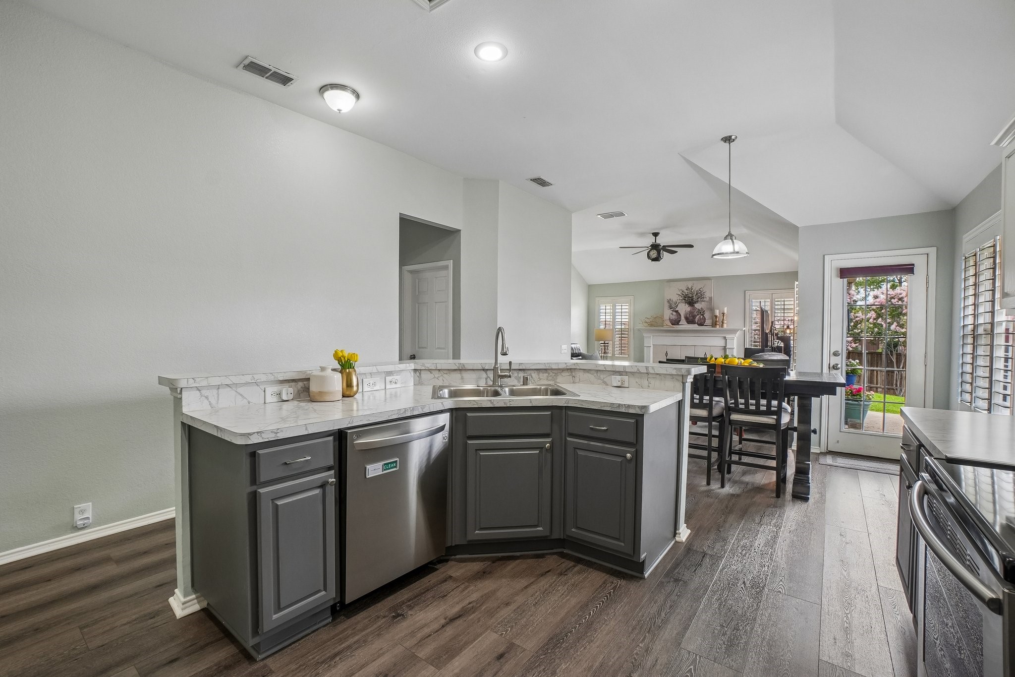 421 Durrand Oak Drive