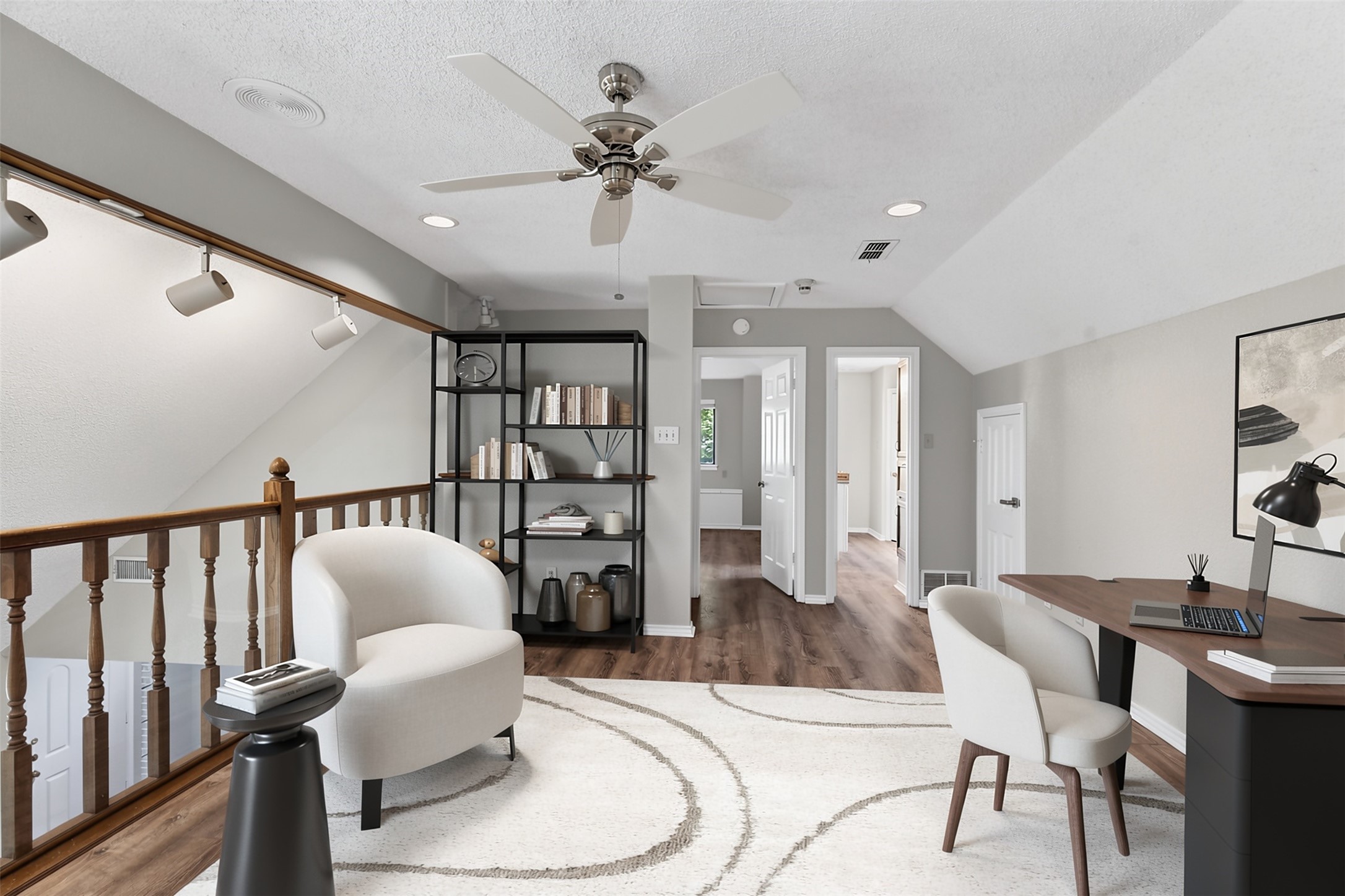 1009 W Winding Creek Drive