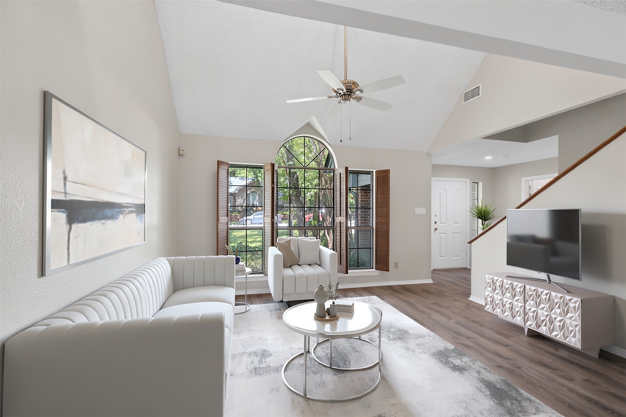 1009 W Winding Creek Drive