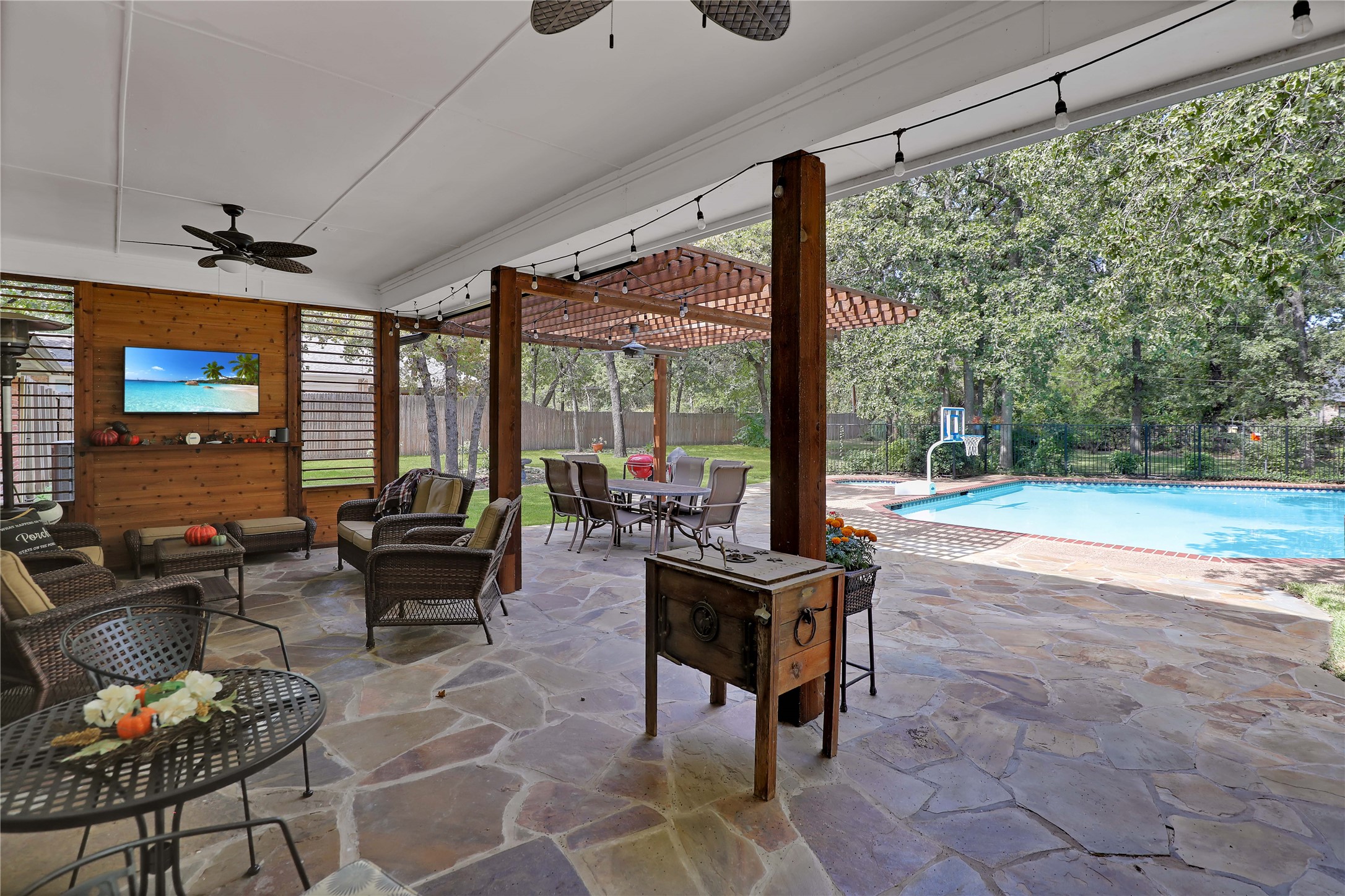 1346 Forest Lane