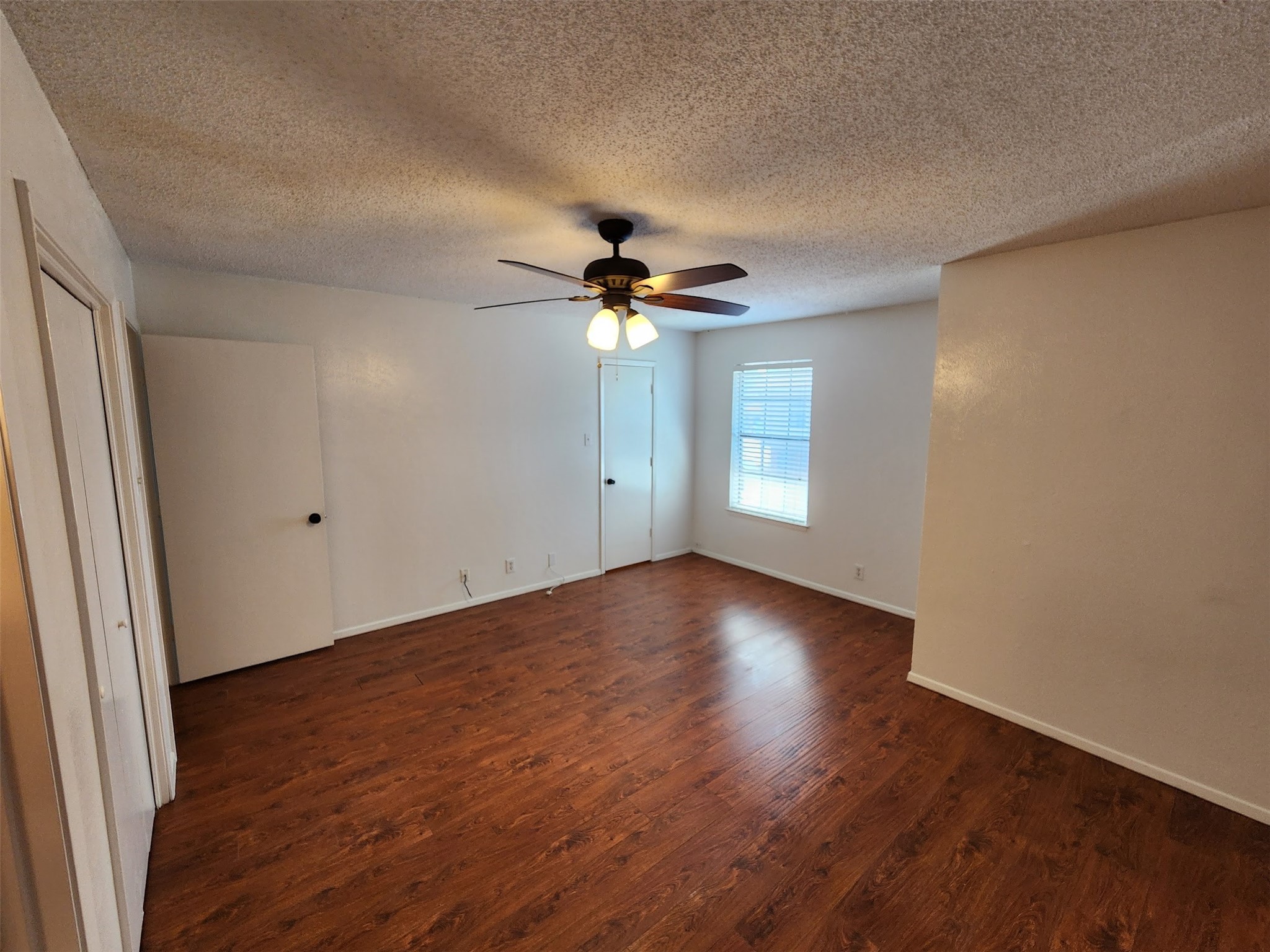 716 W Mulberry Street 18