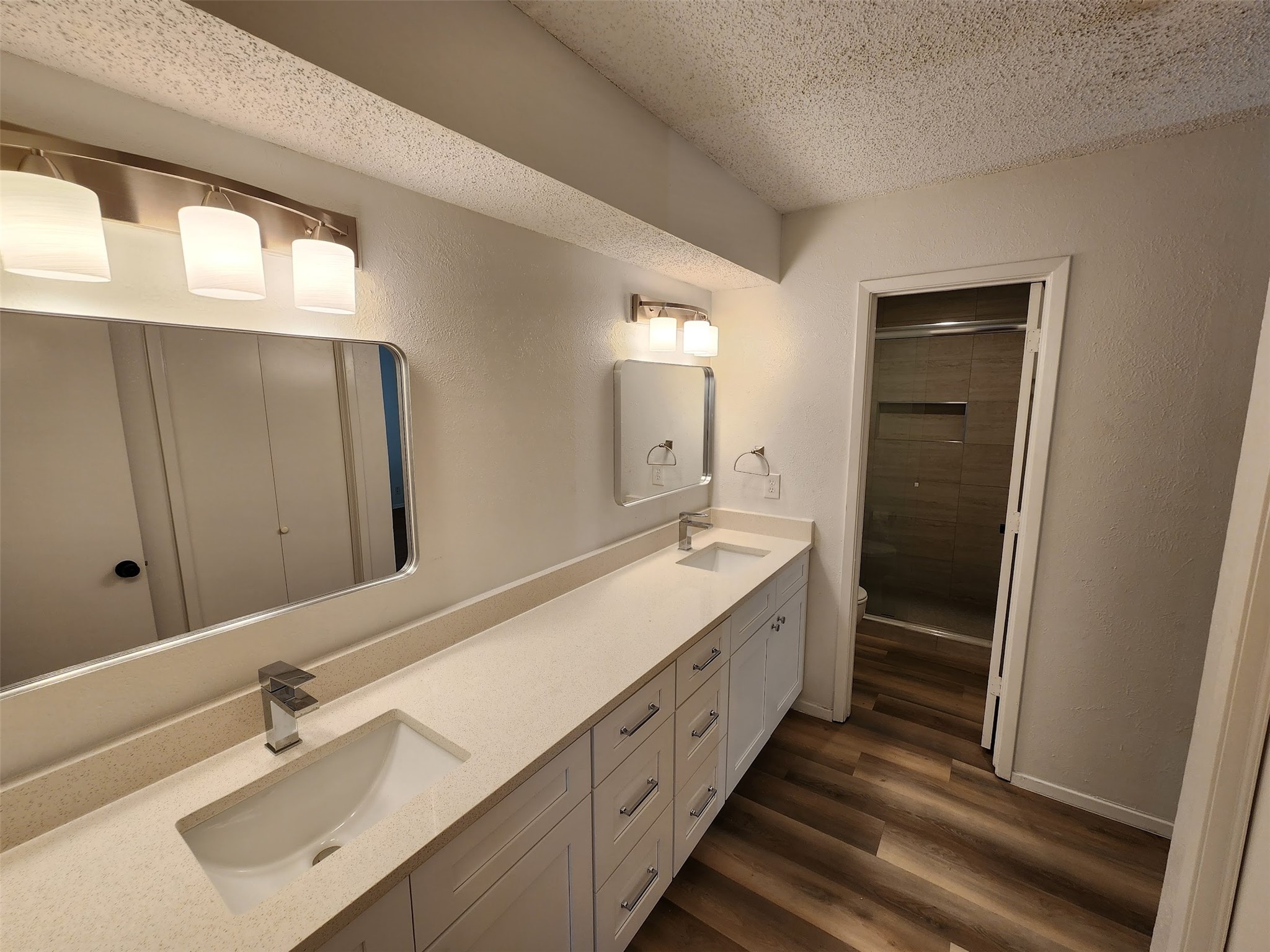716 W Mulberry Street 18