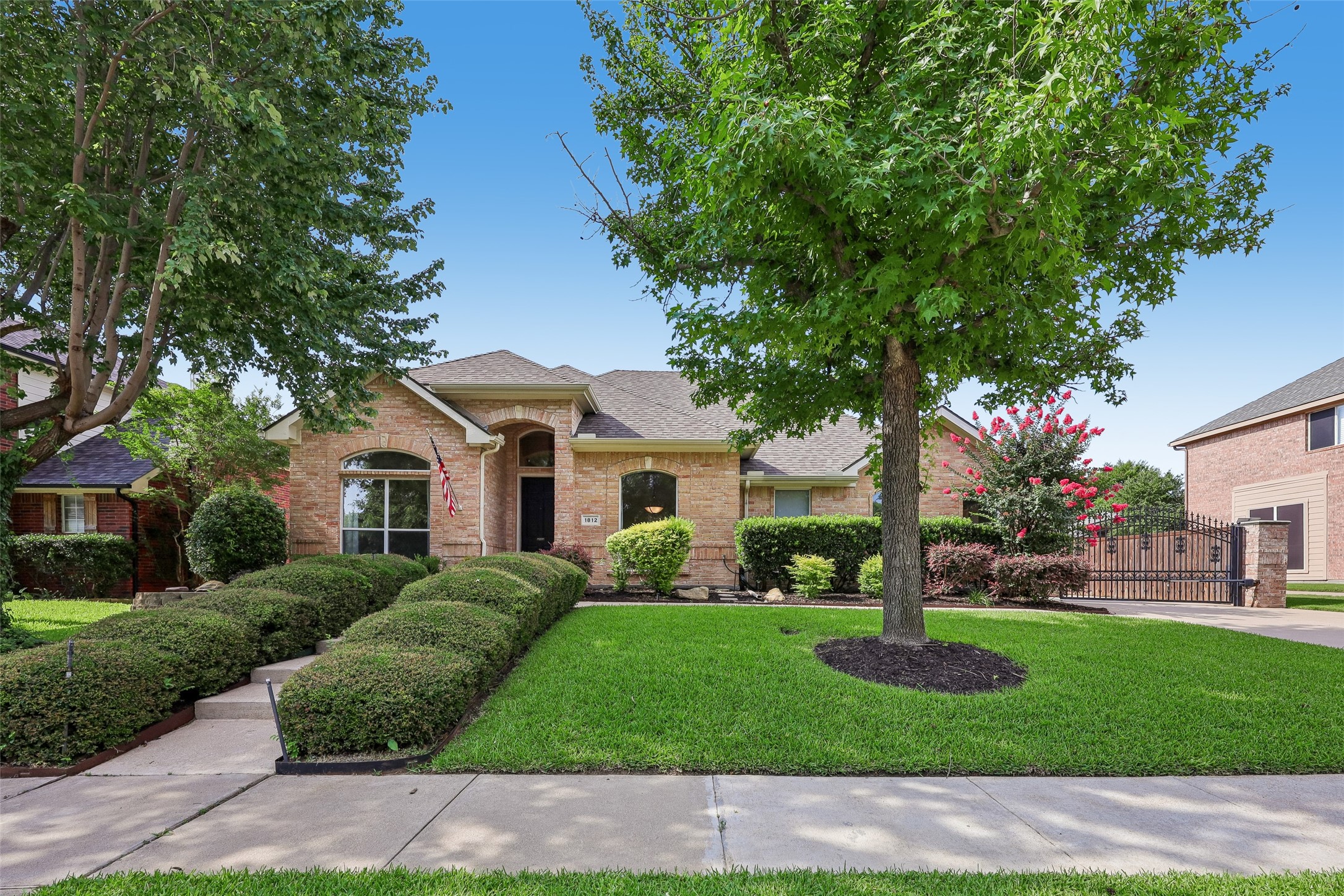 1812 Talon Court