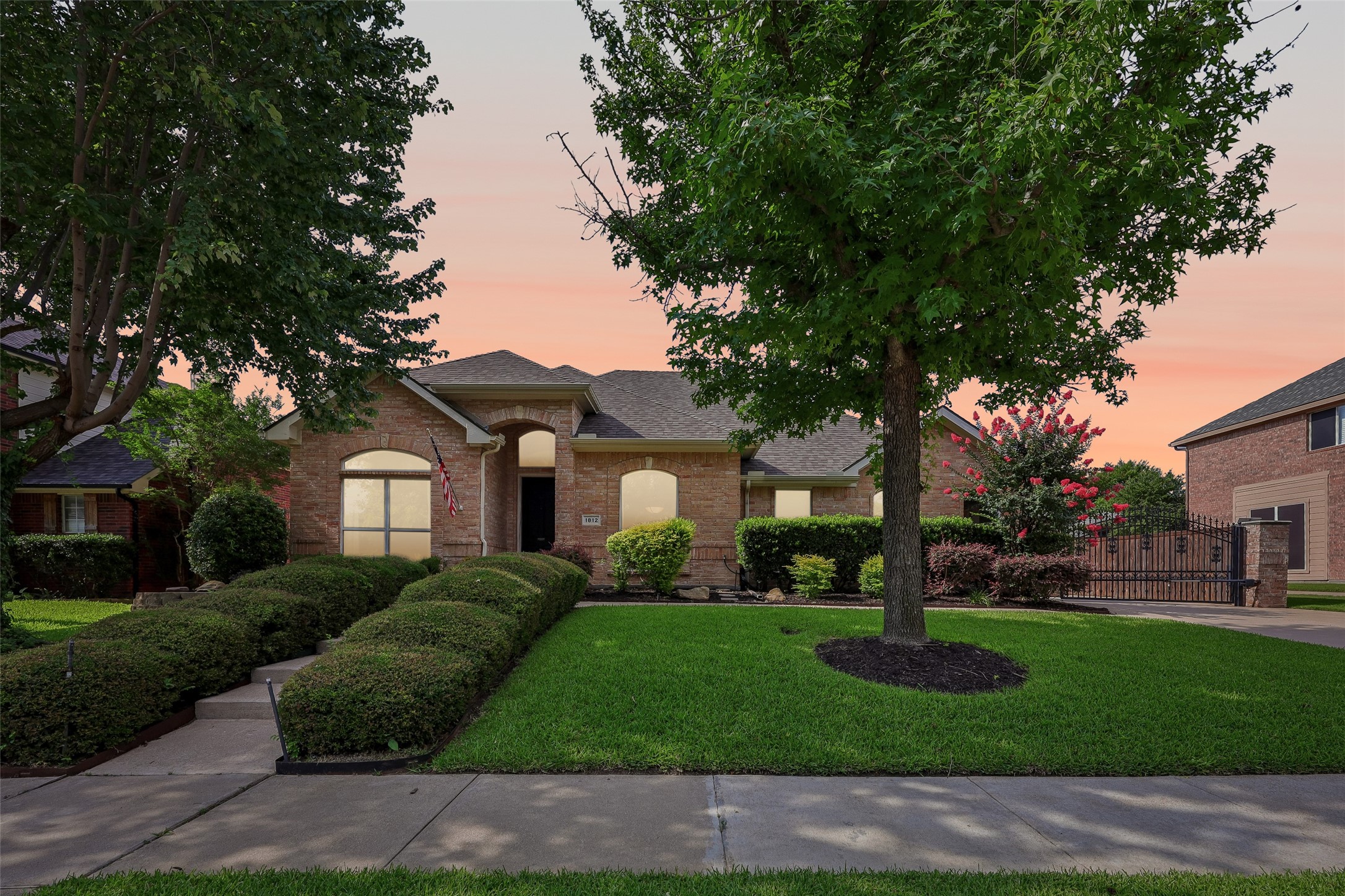 1812 Talon Court