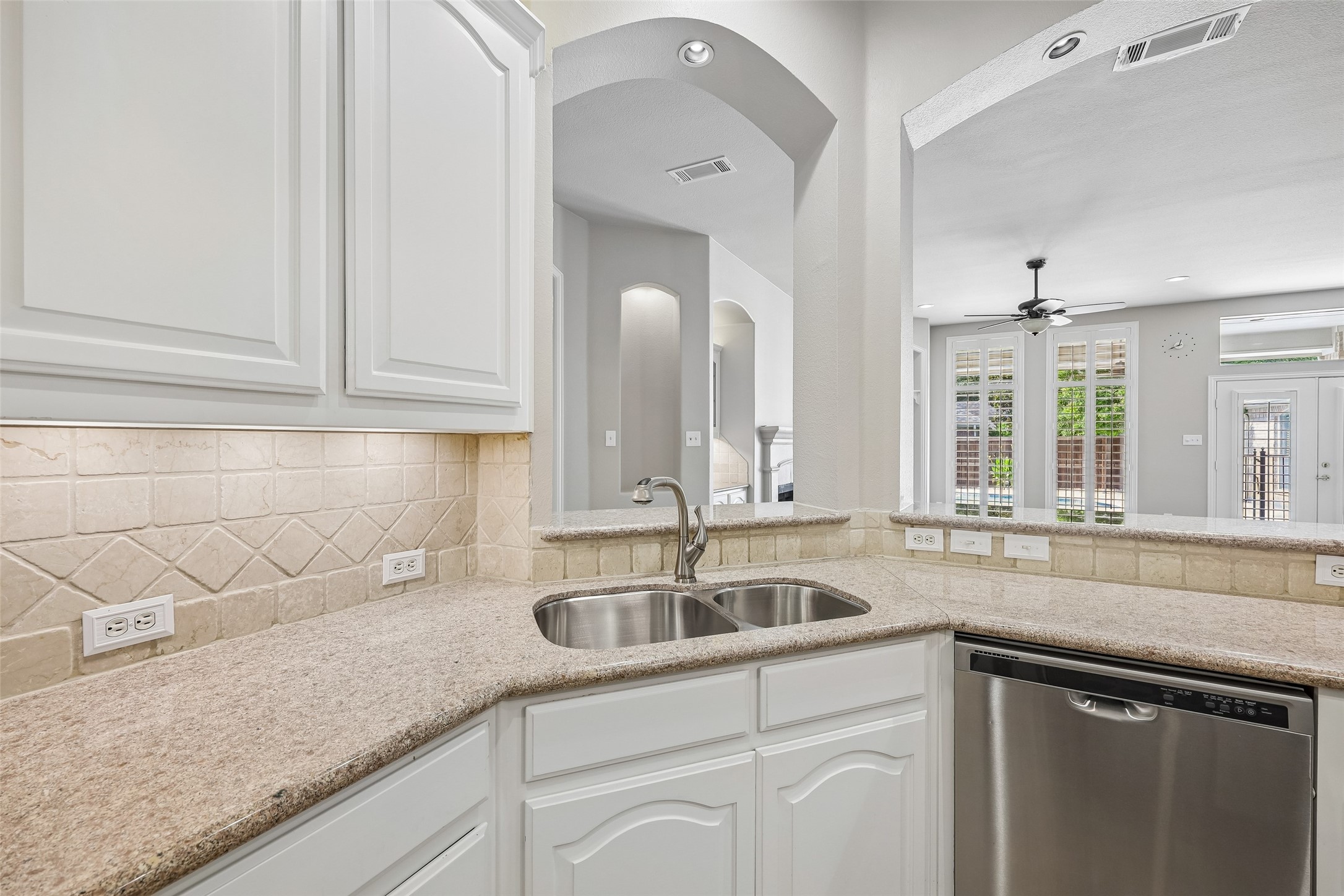 1812 Talon Court