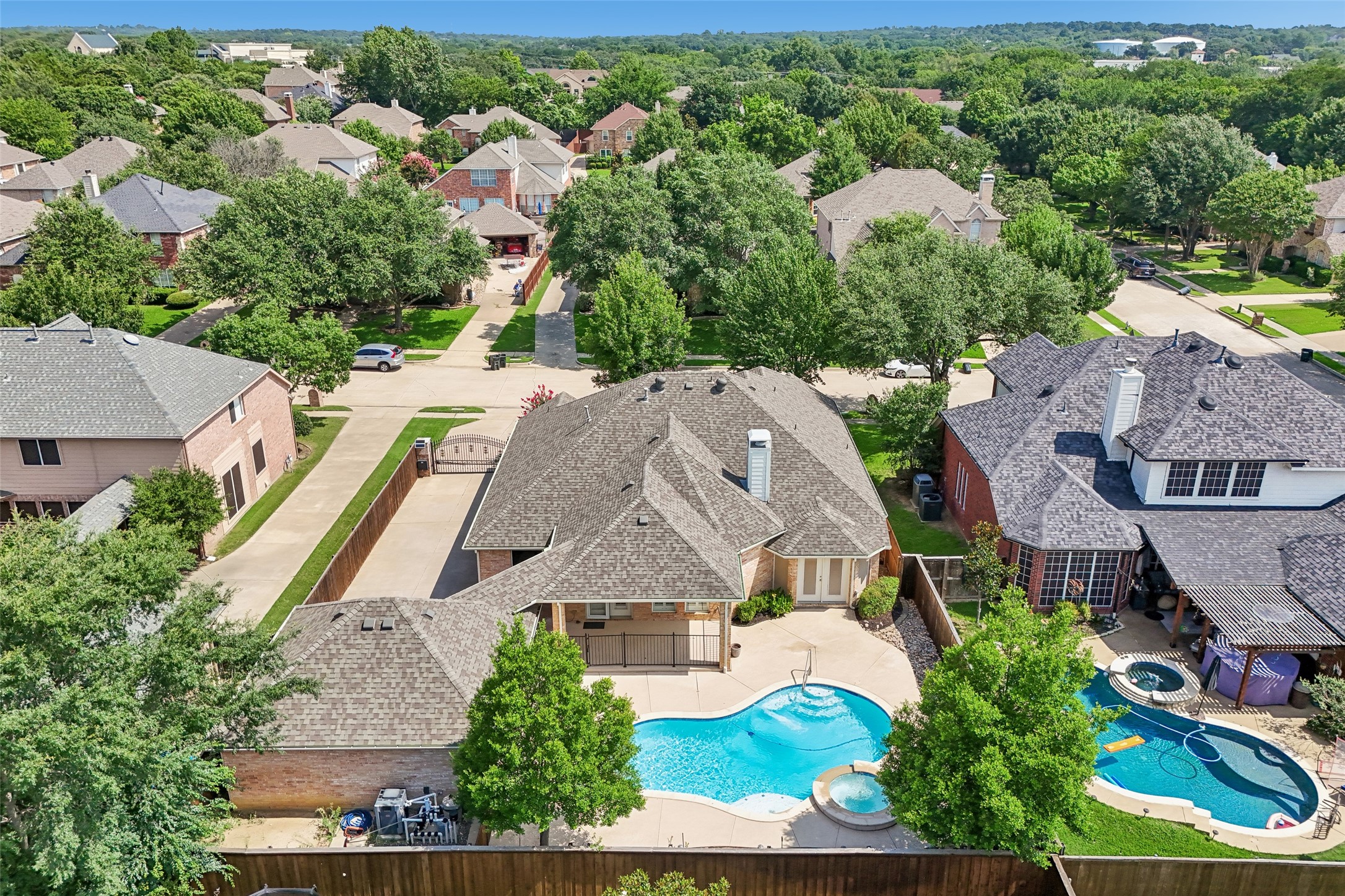 1812 Talon Court