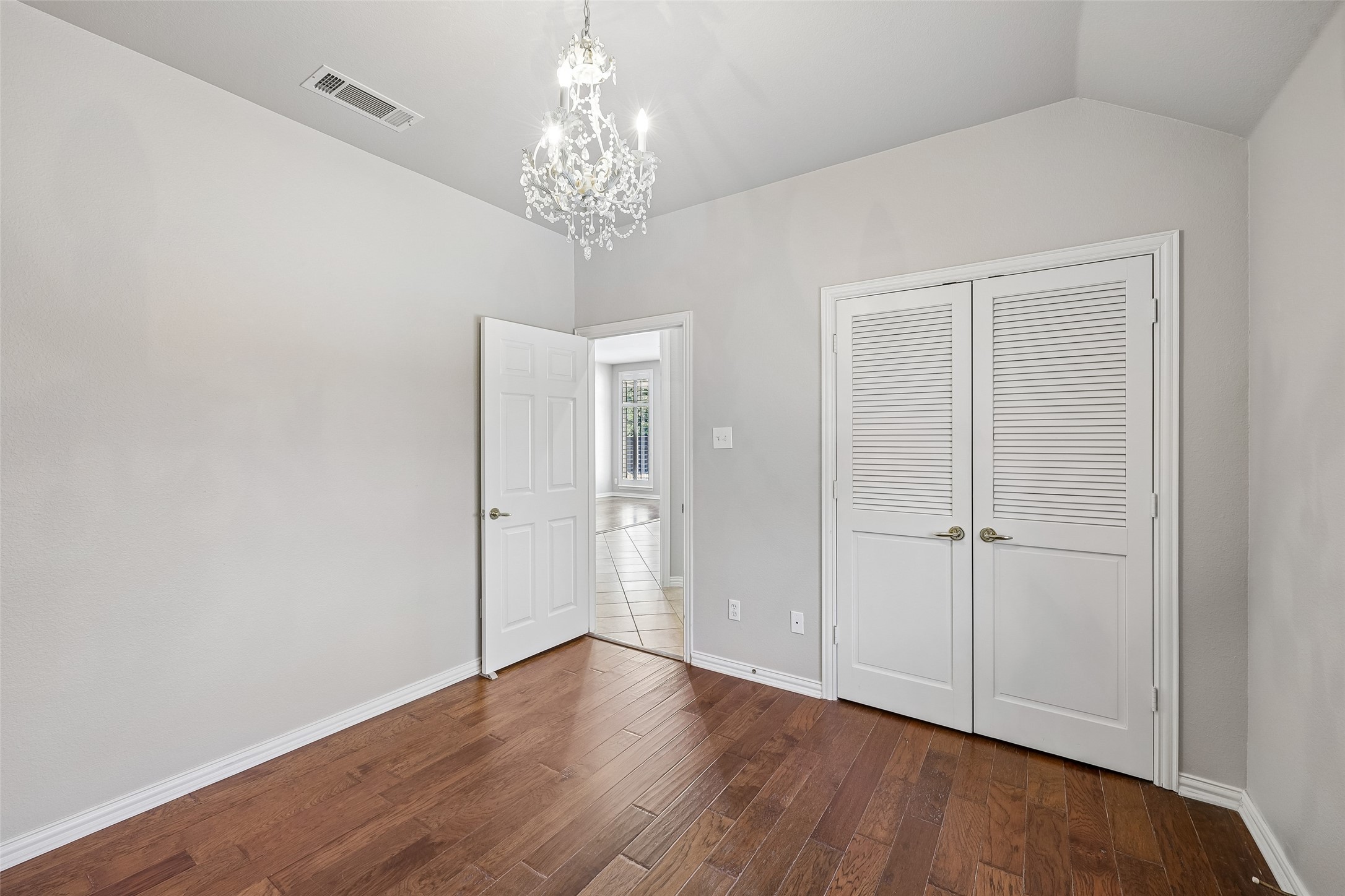1812 Talon Court