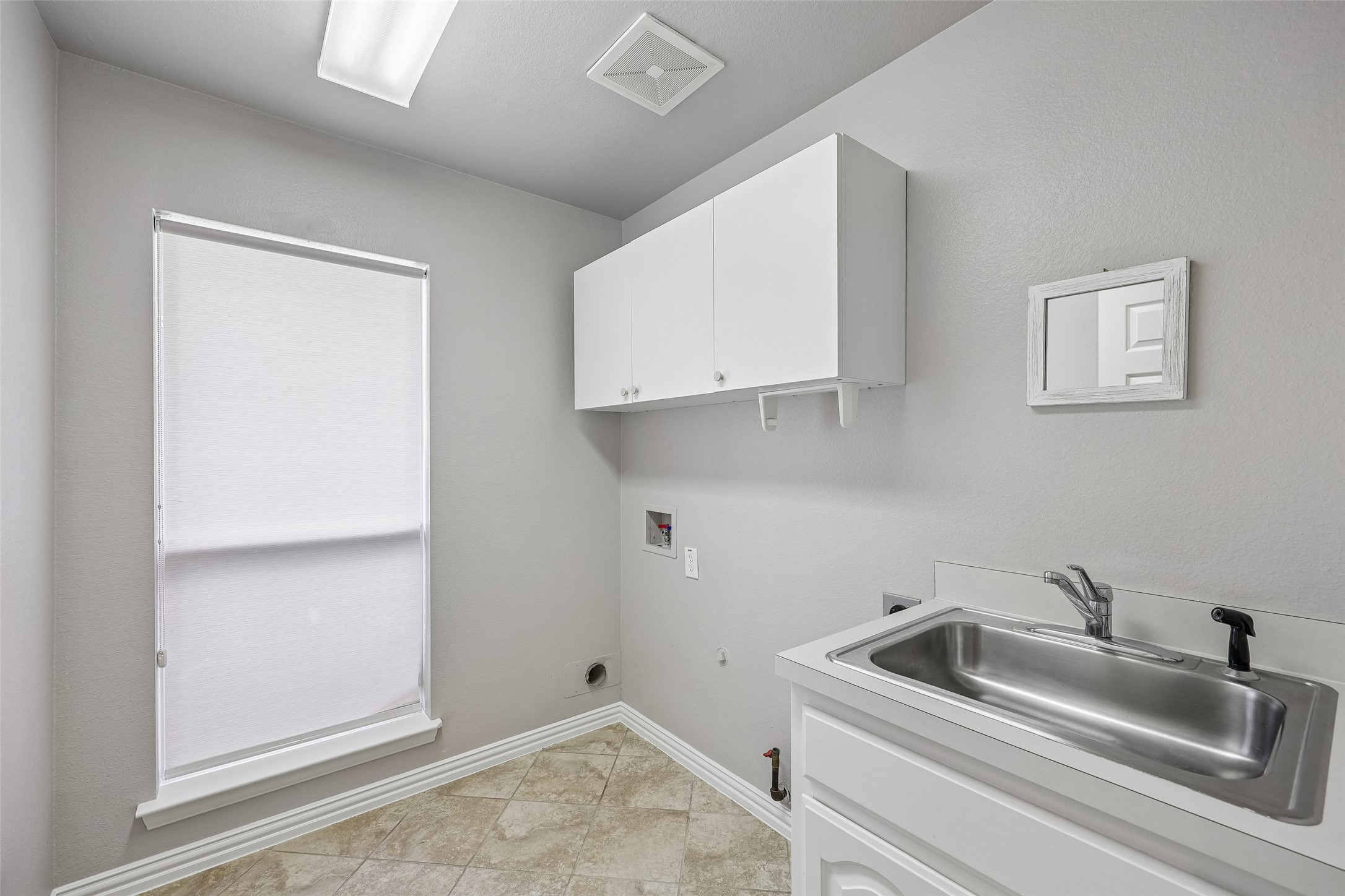 1812 Talon Court
