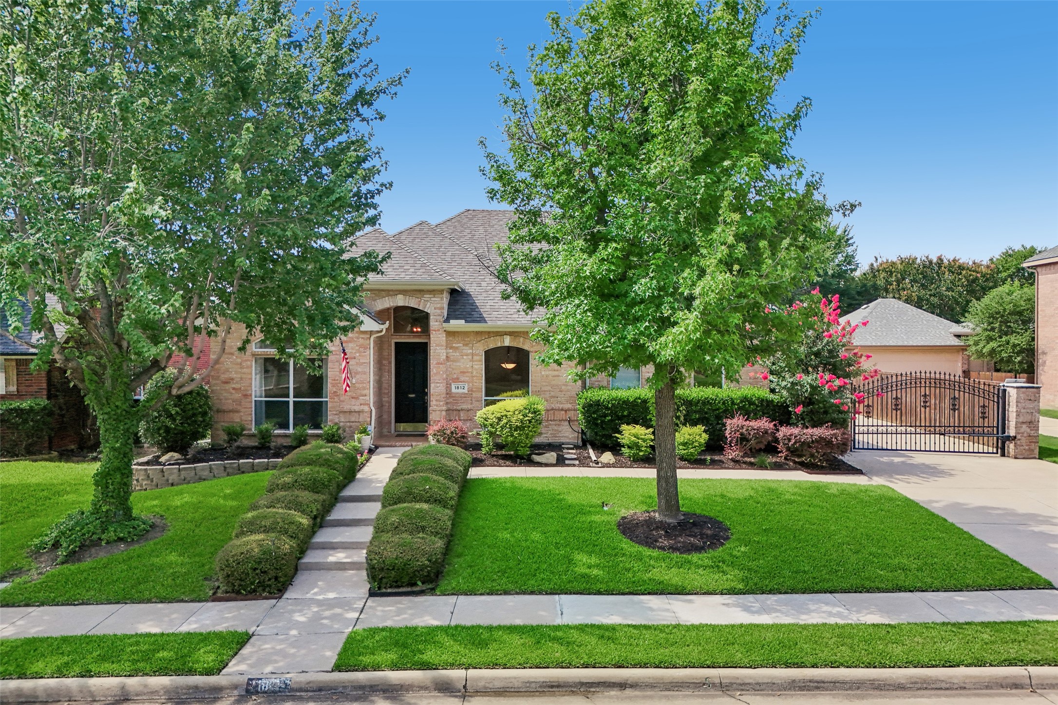 1812 Talon Court