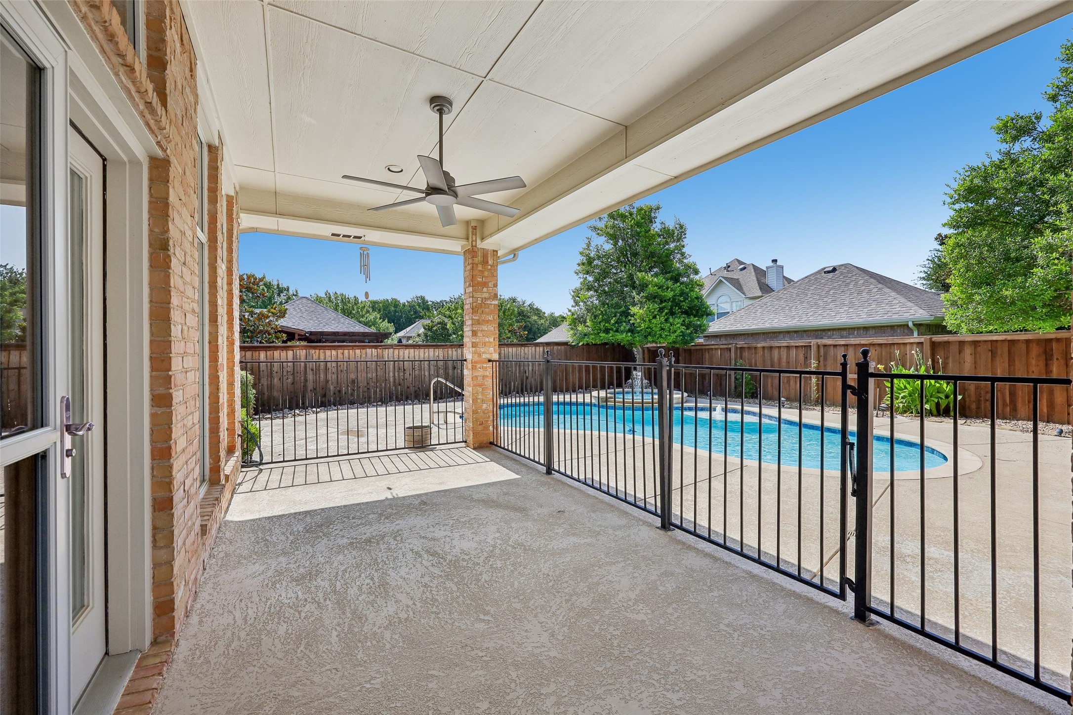 1812 Talon Court