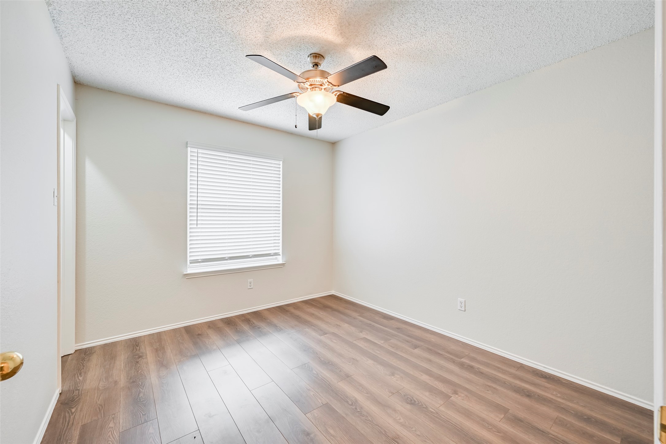 2822 White Oak Drive