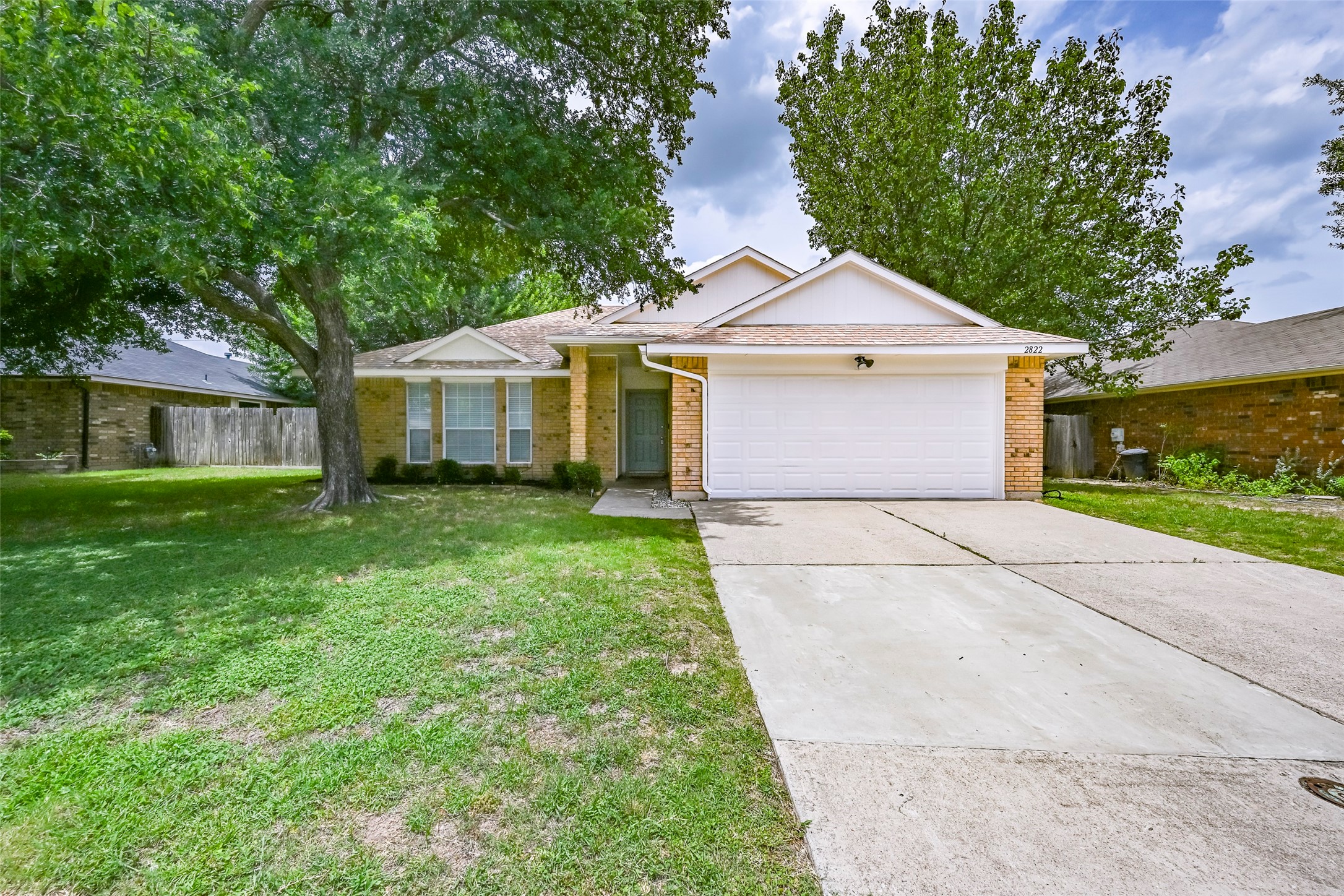 2822 White Oak Drive