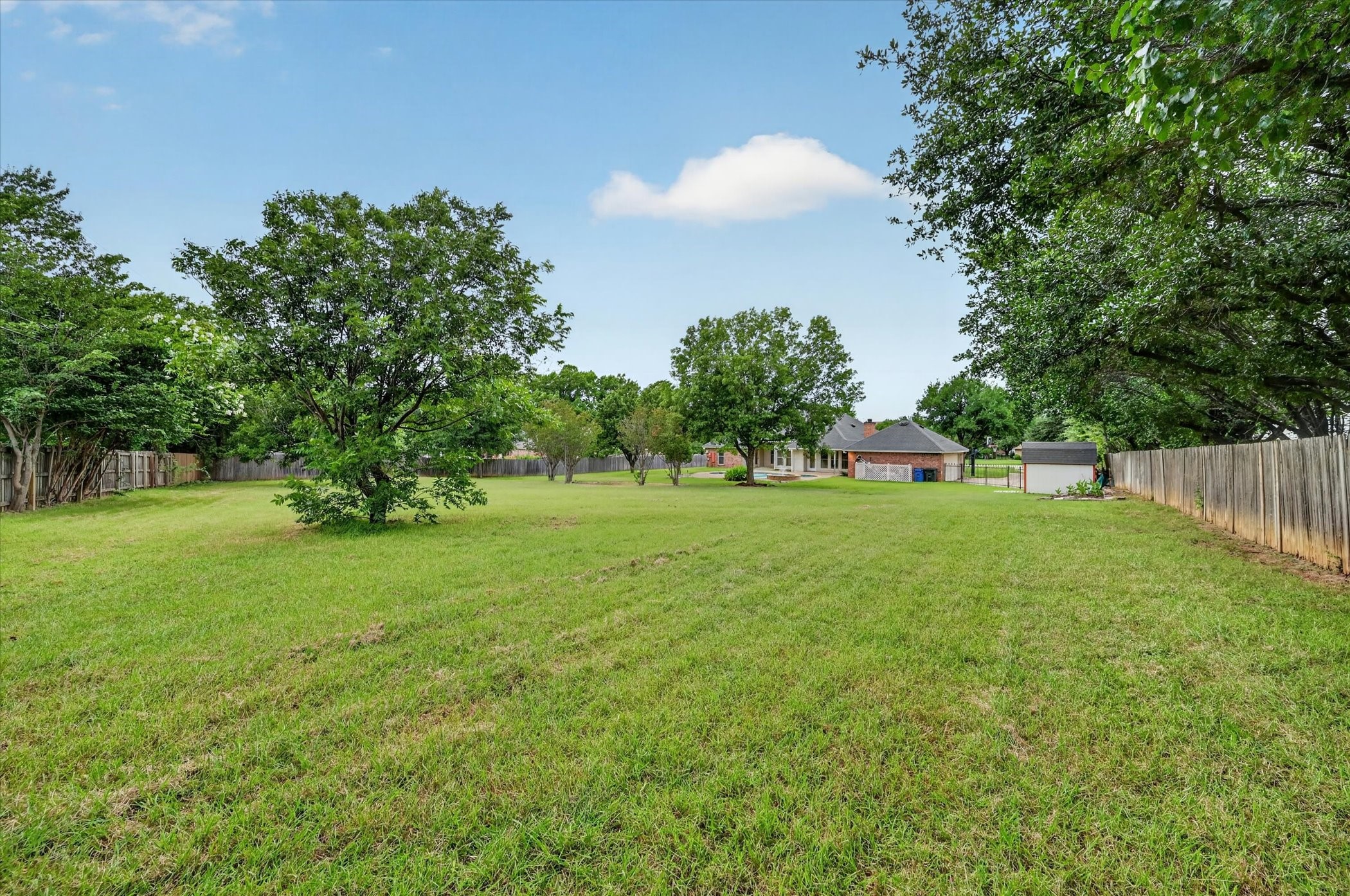 909 San Saba Drive