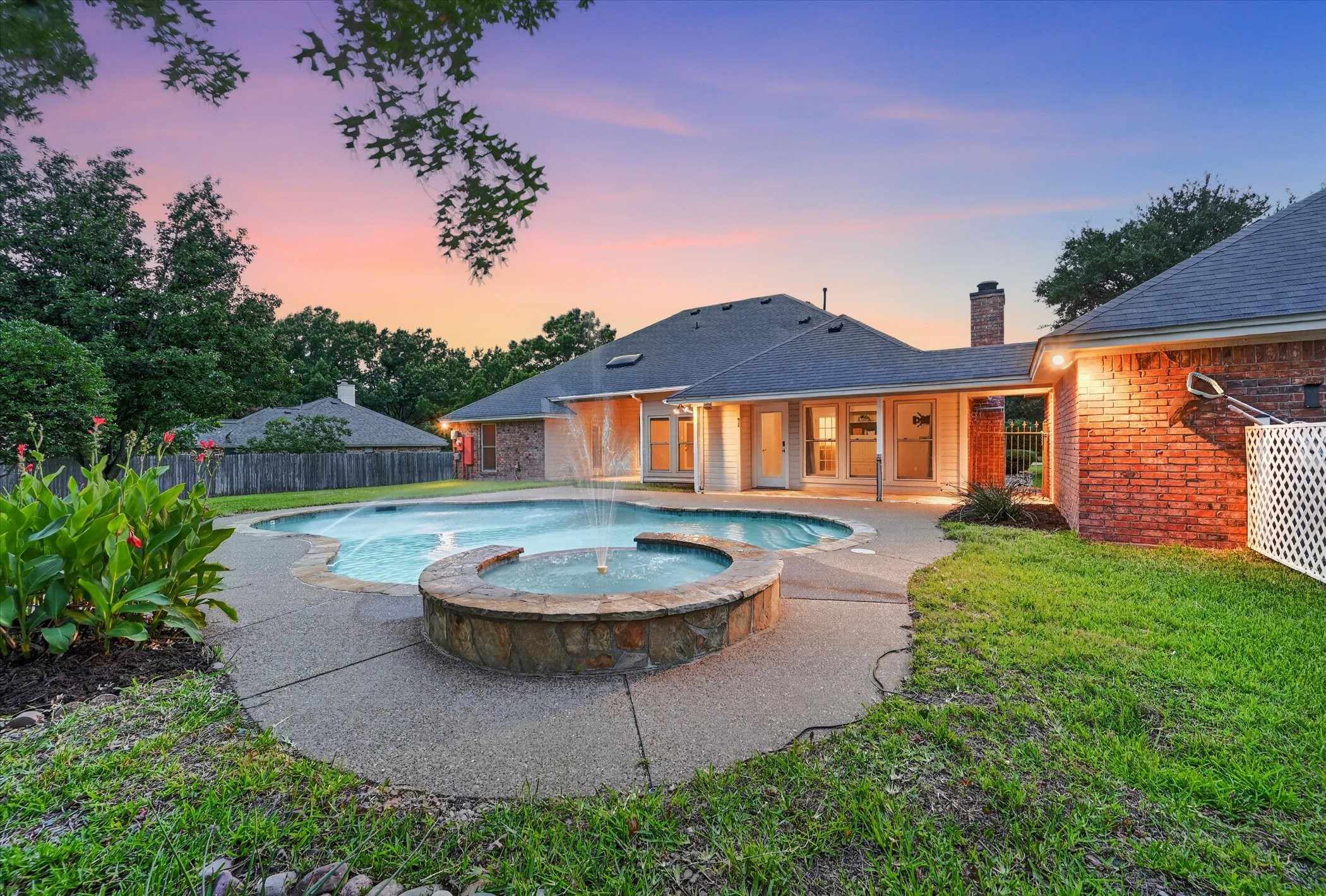 909 San Saba Drive
