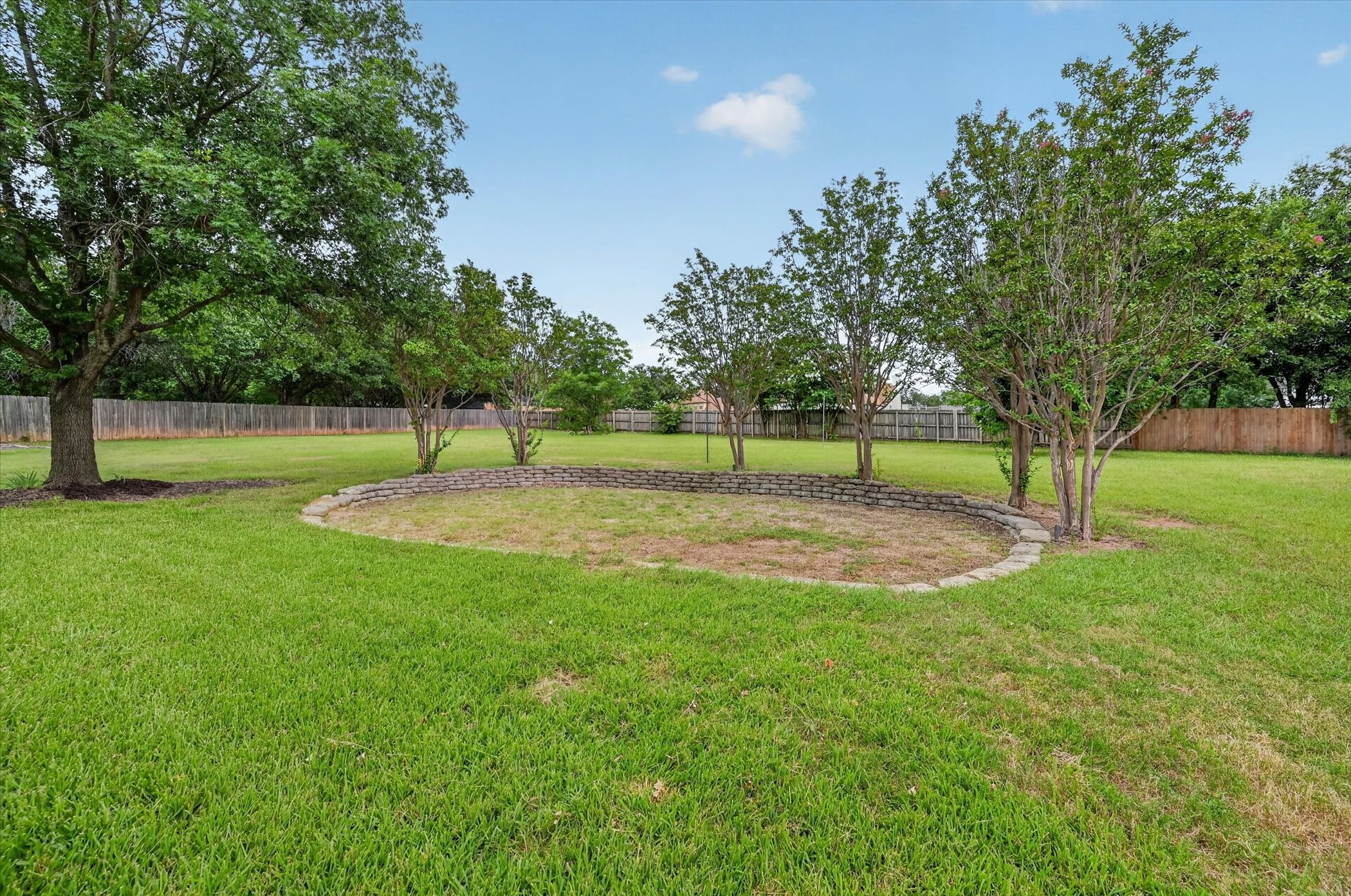 909 San Saba Drive