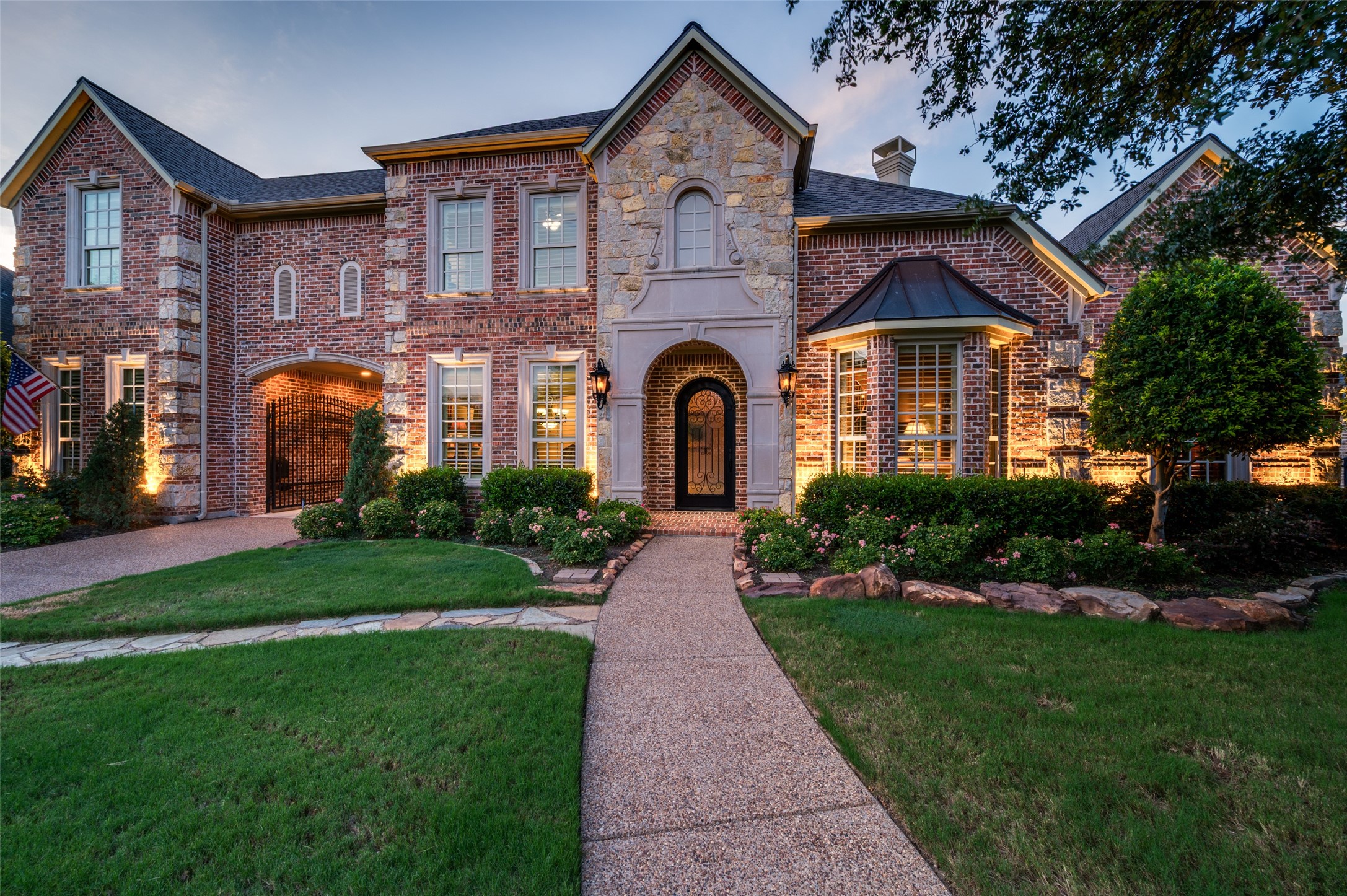 8411 Buffalo Drive