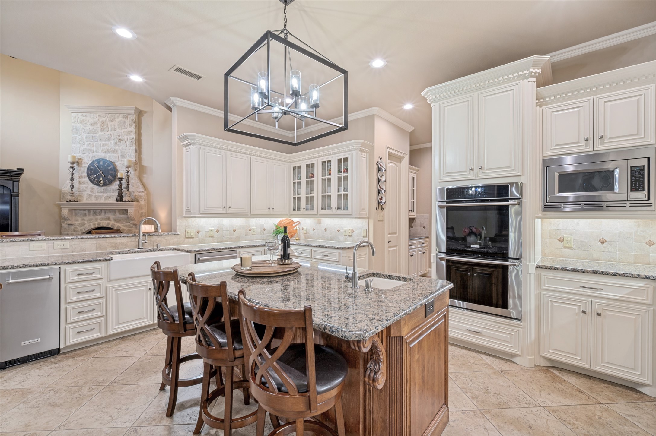 8411 Buffalo Drive