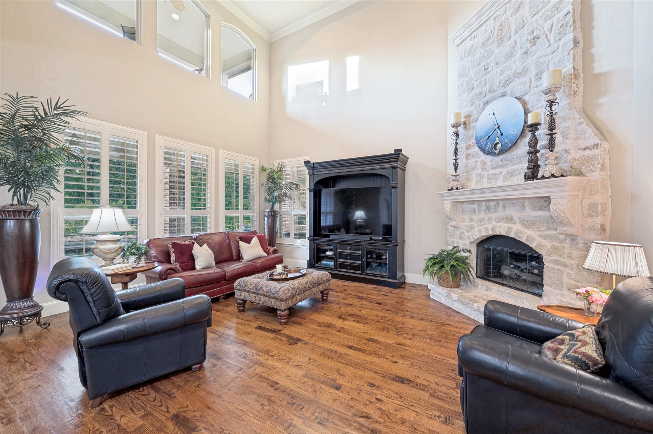 8411 Buffalo Drive