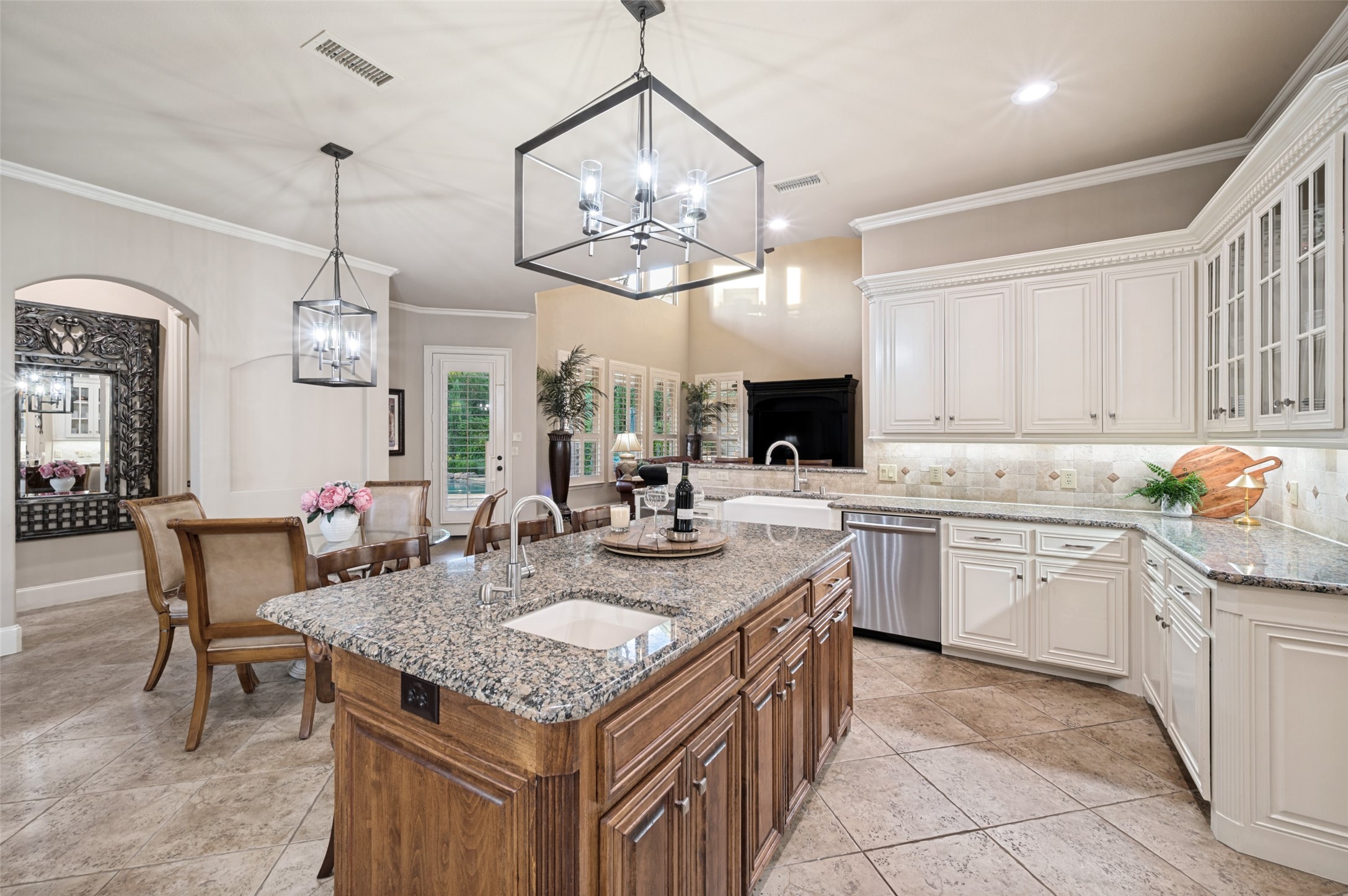 8411 Buffalo Drive