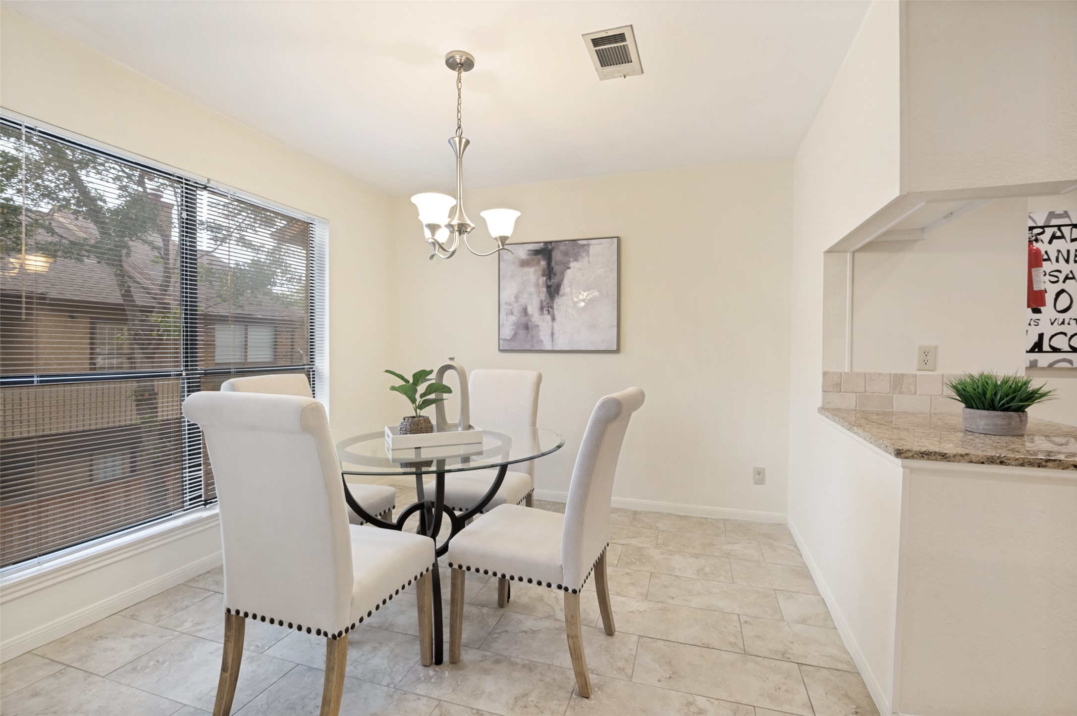 1109 Calico Lane 1822