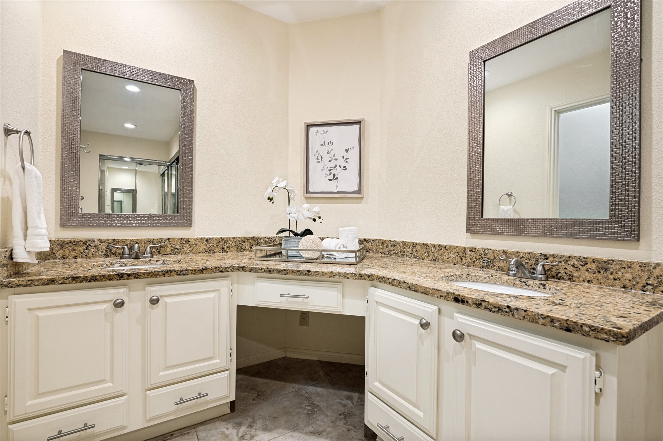 1109 Calico Lane 1822