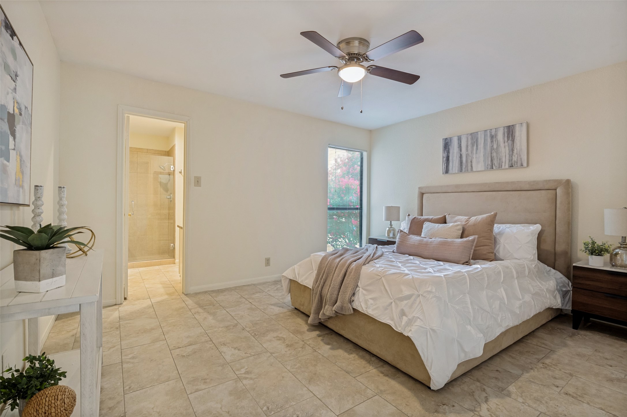 1109 Calico Lane 1822