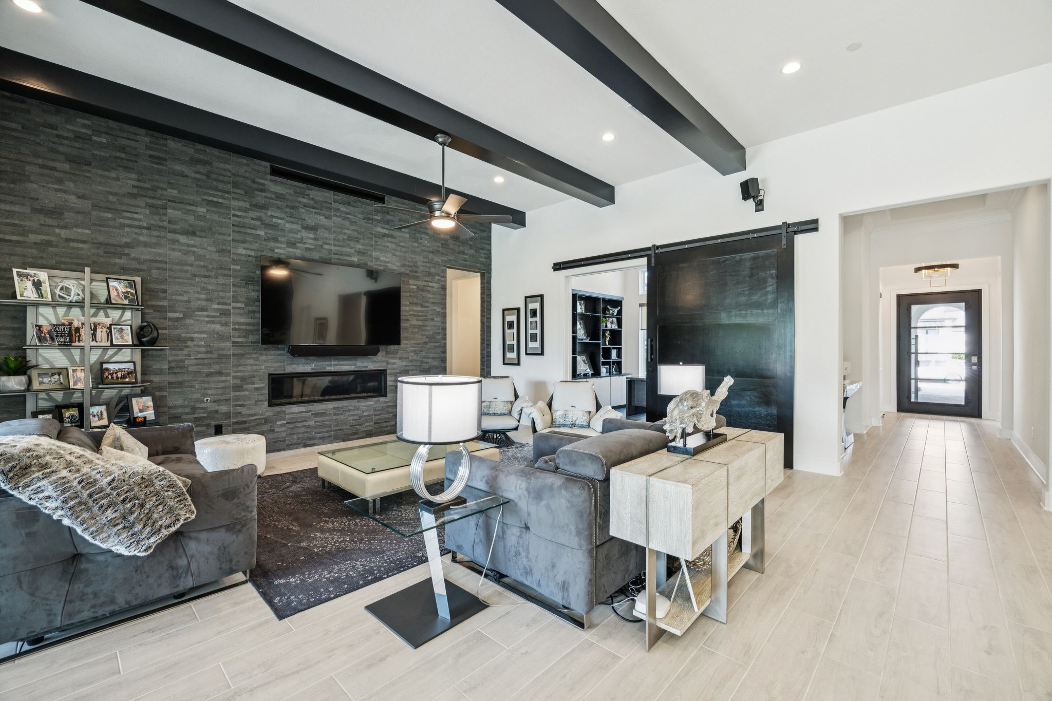 5215 Windsor Lane