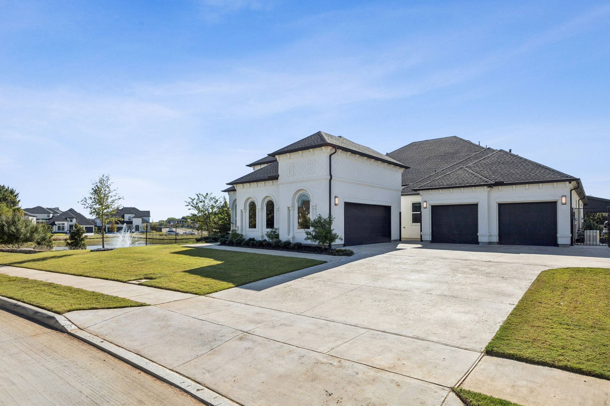 5215 Windsor Lane