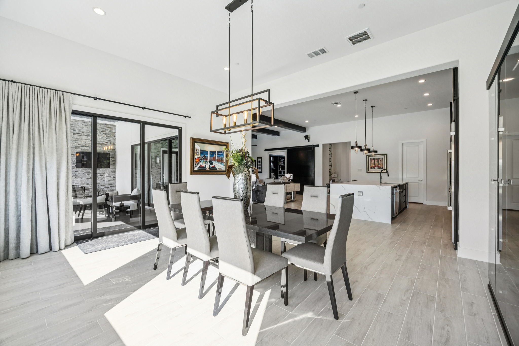 5215 Windsor Lane