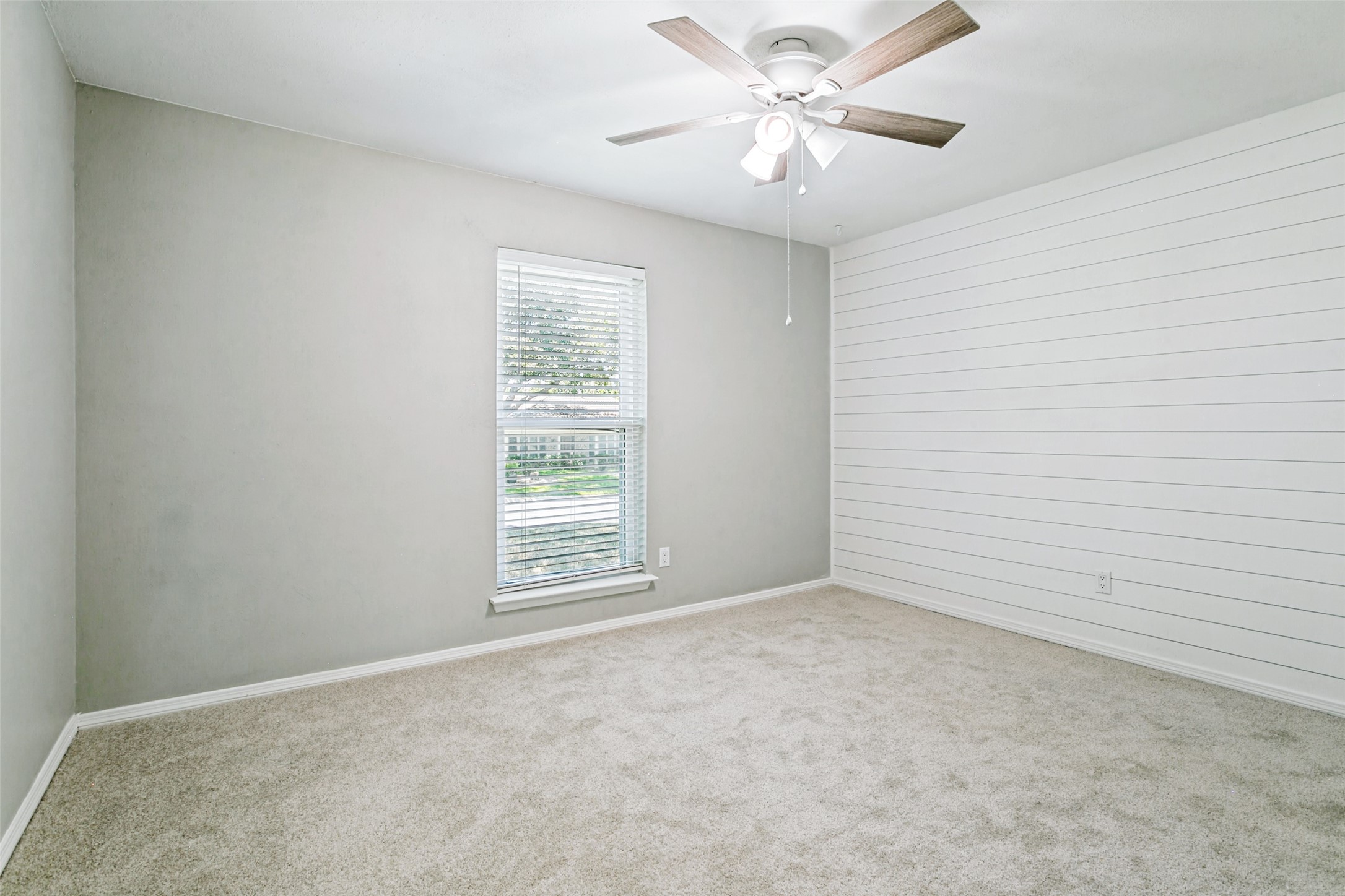 333 W Louella Drive