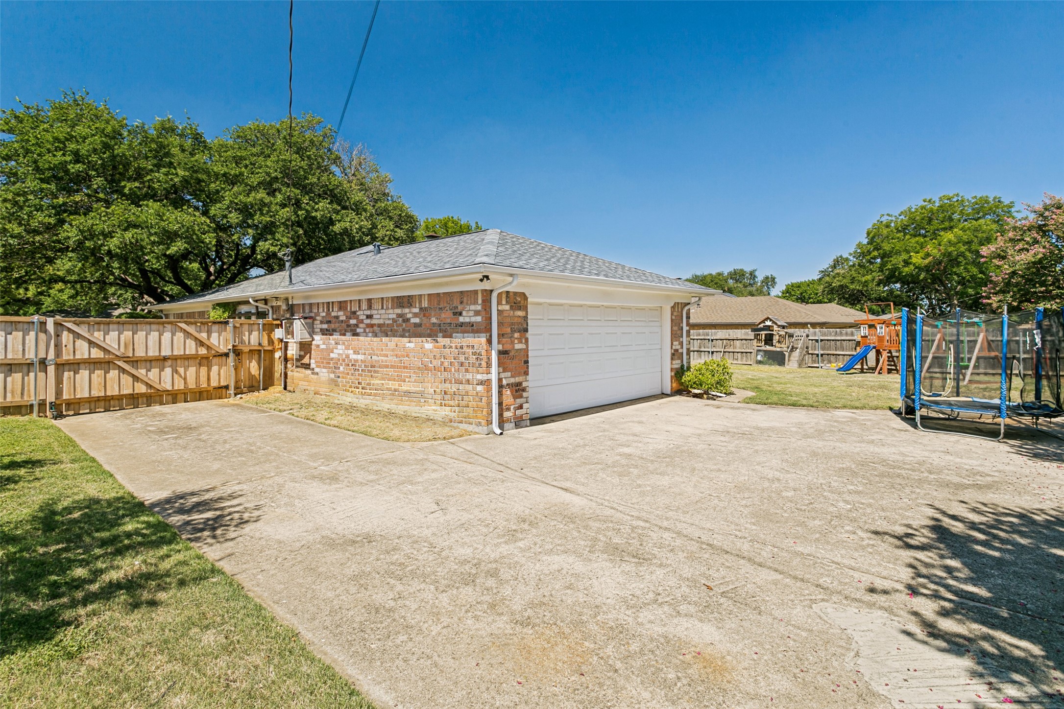 333 W Louella Drive