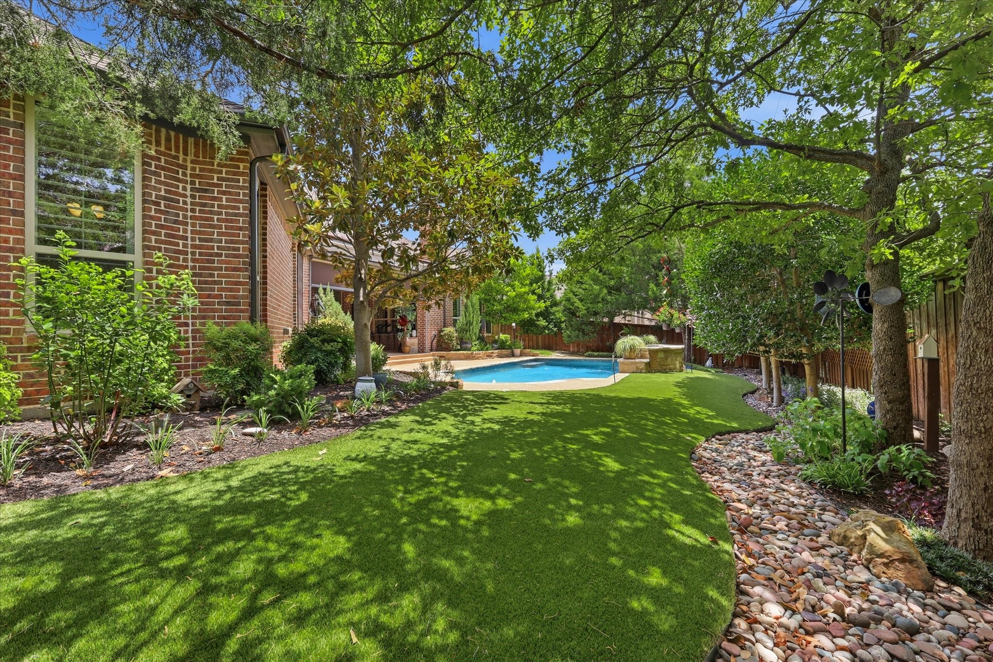 6800 Whittier Lane