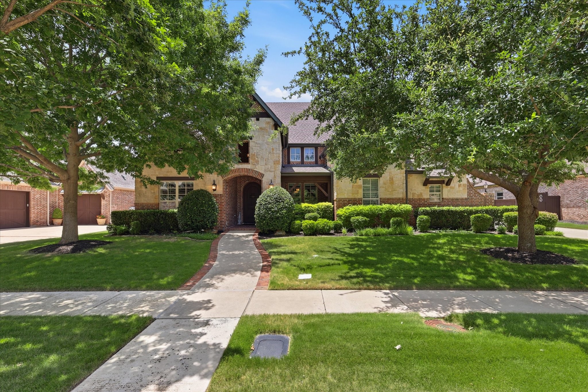 6800 Whittier Lane