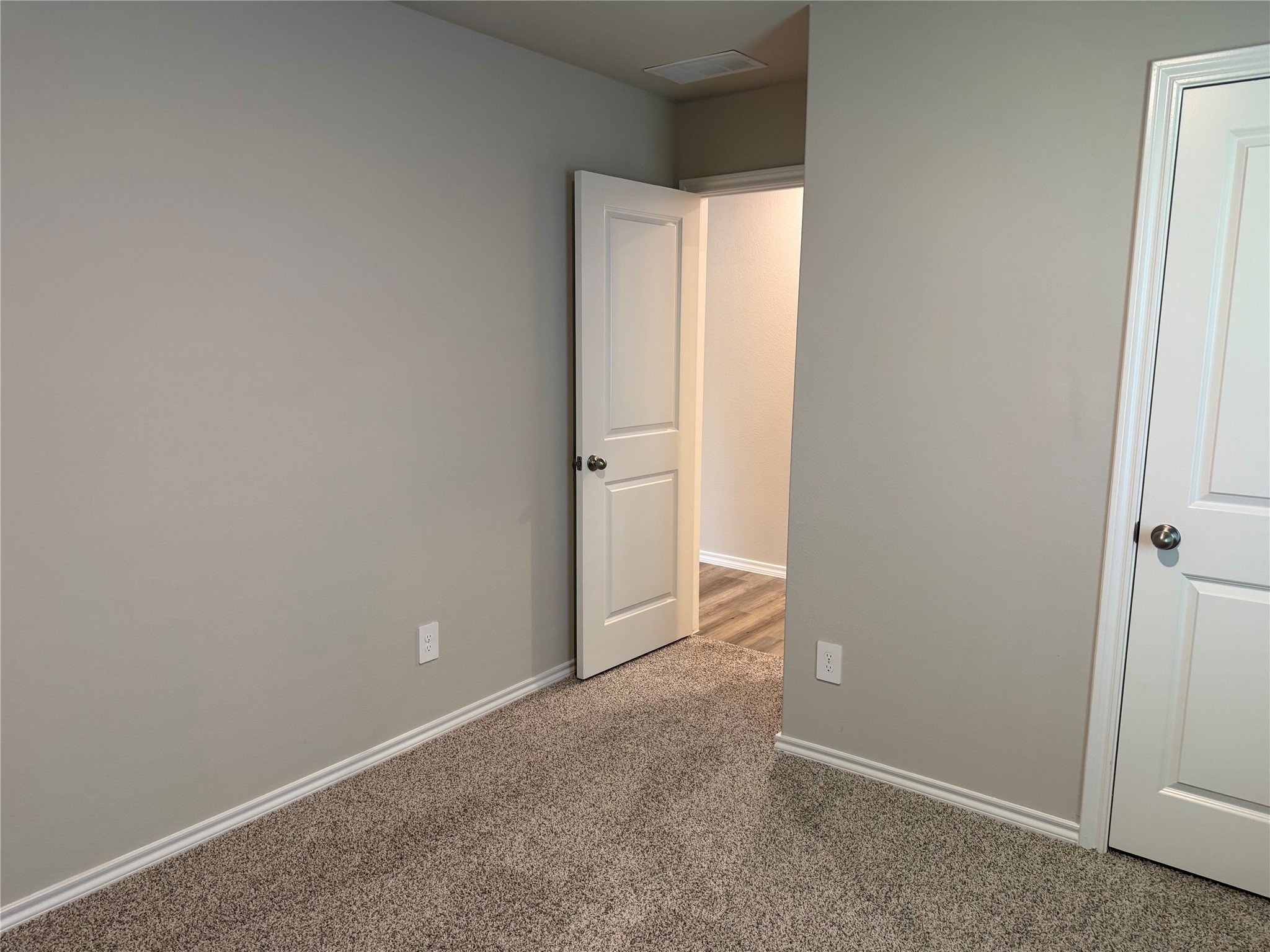 16525 Hudson Prairie Way