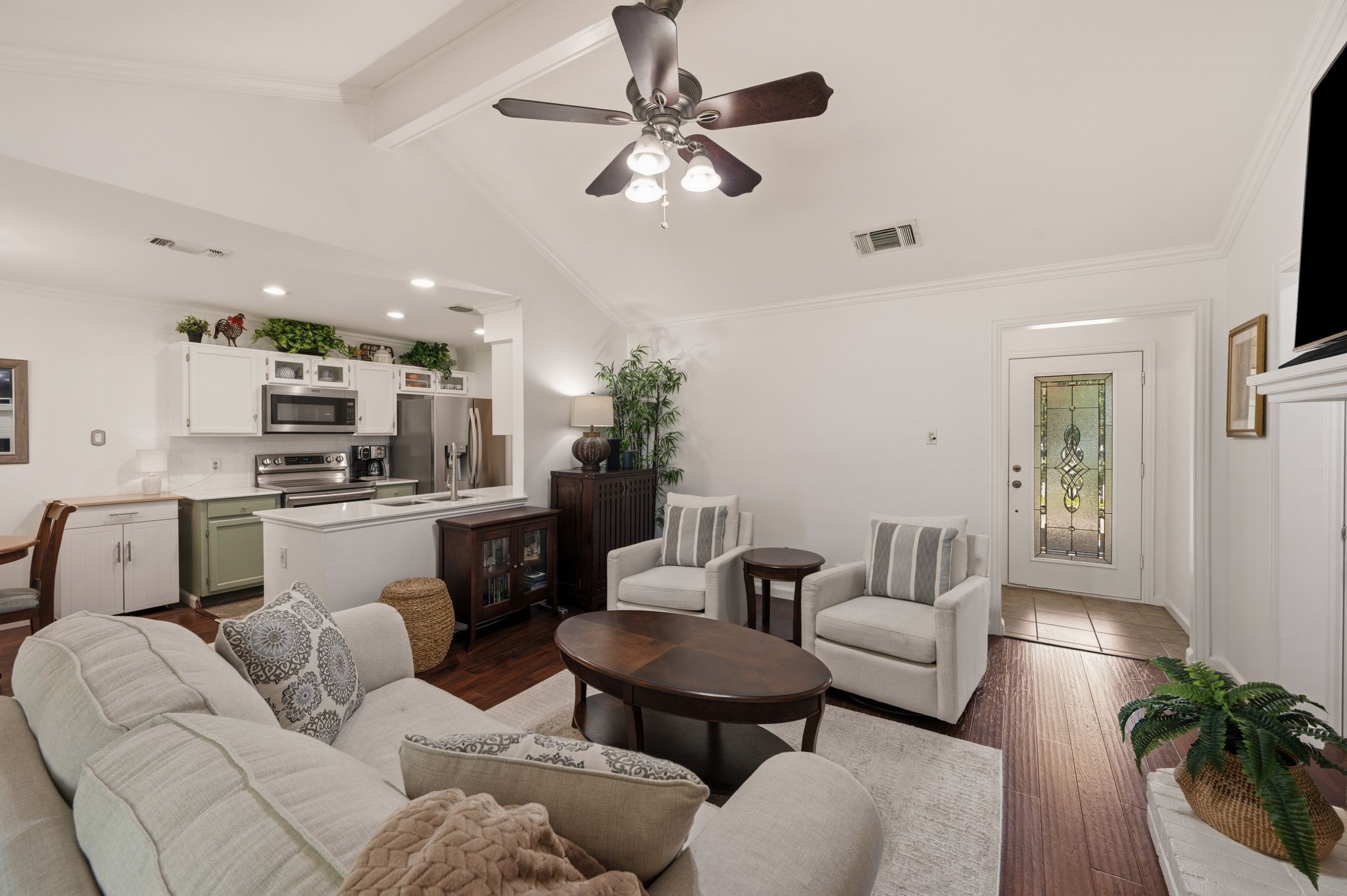 2507 Poppy Lane