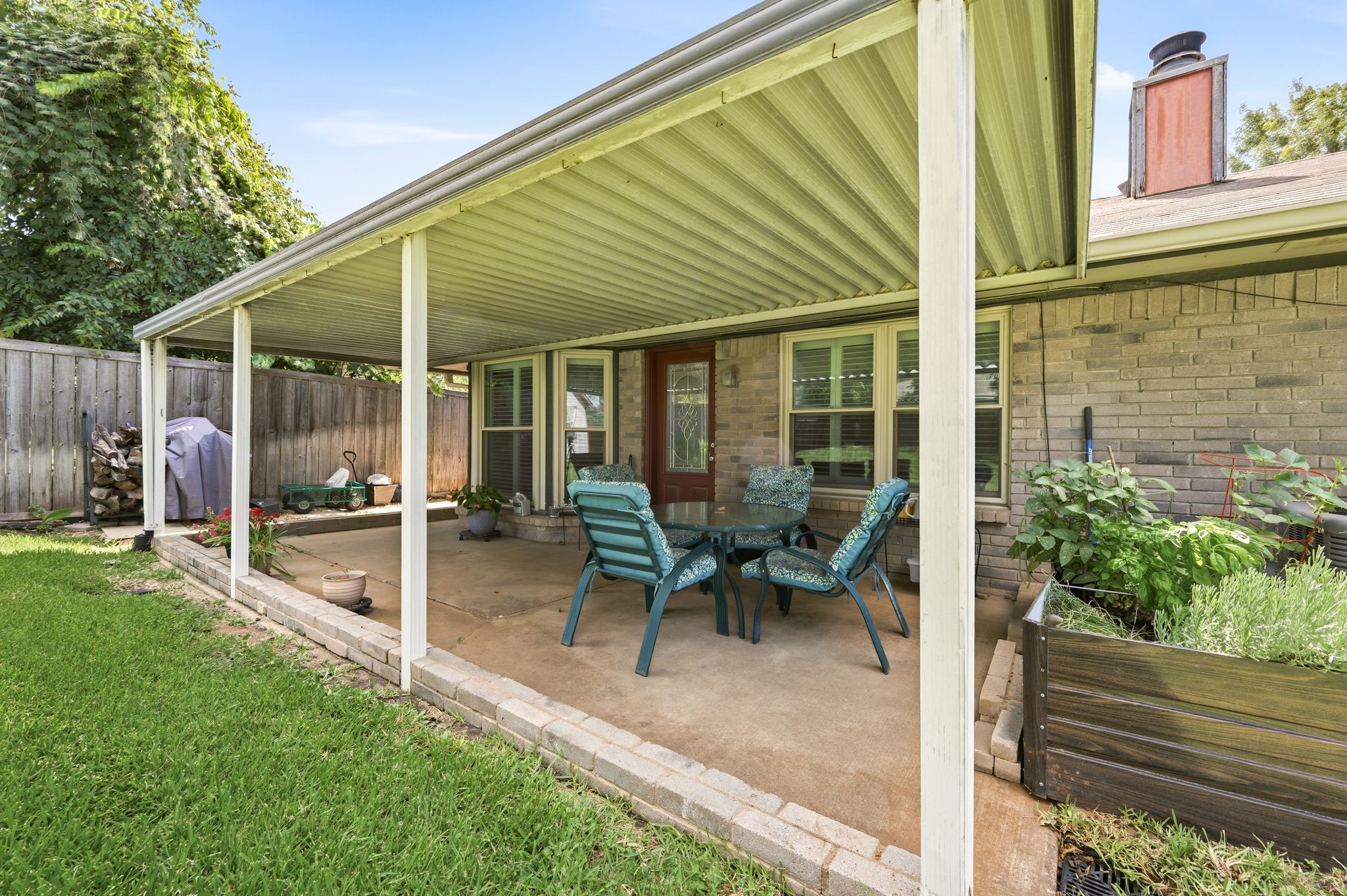 2507 Poppy Lane