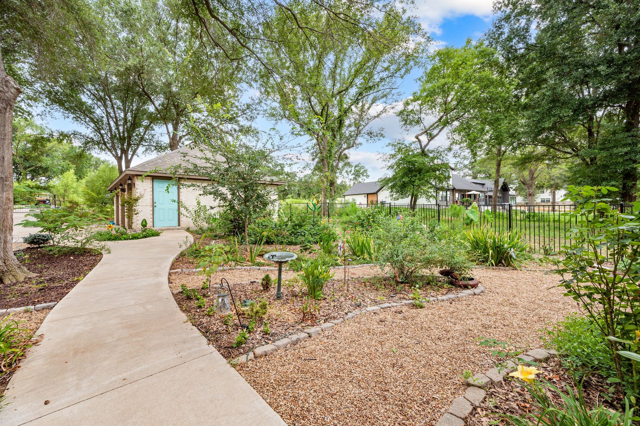 1518 Shoreline Drive