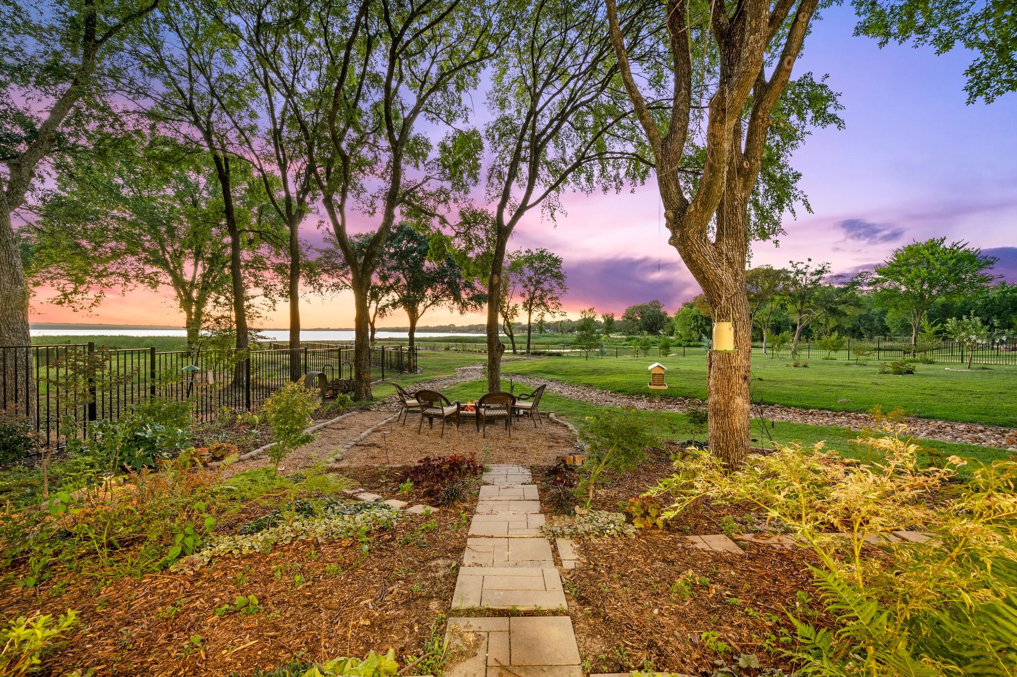 1518 Shoreline Drive