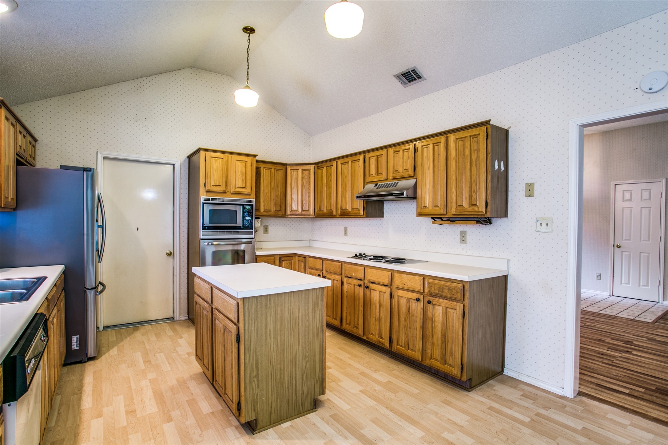 2110 Wedgewood Drive