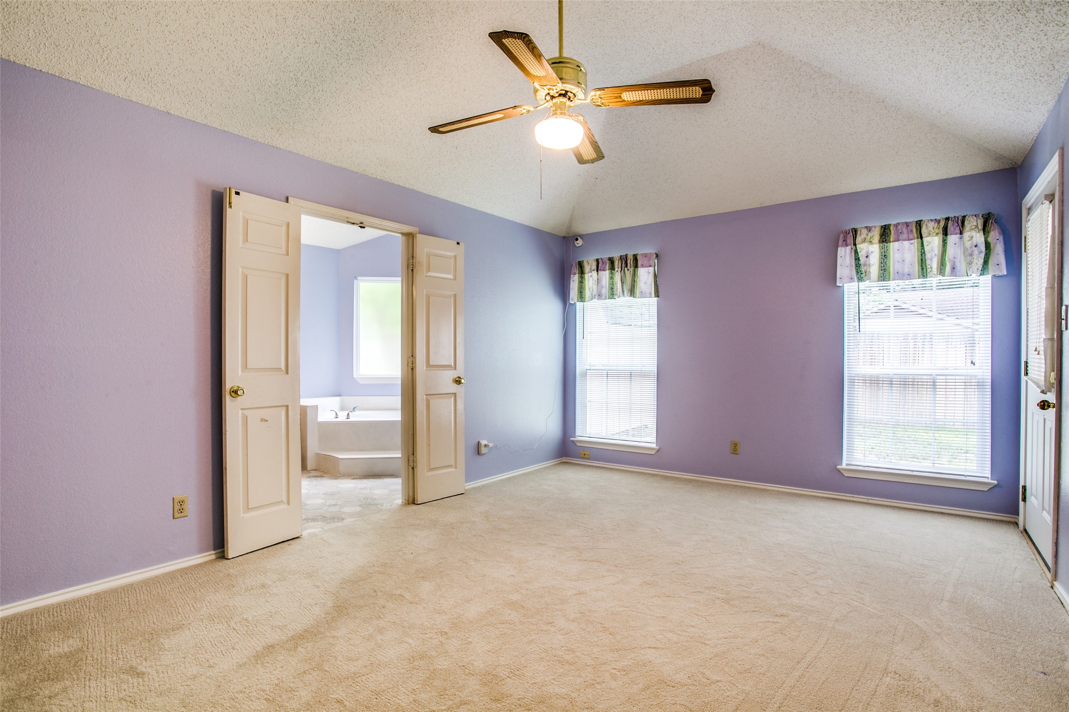 2110 Wedgewood Drive