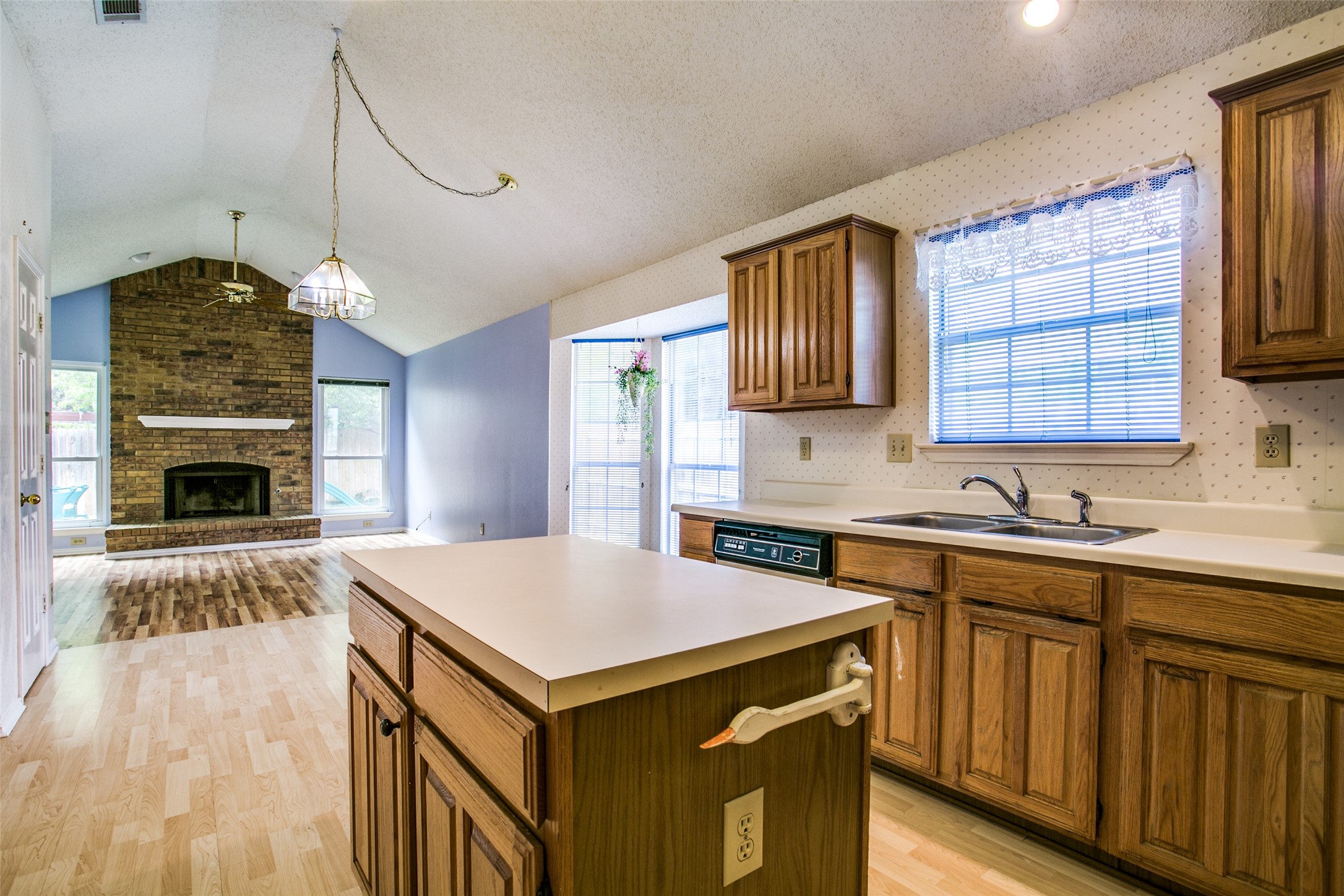 2110 Wedgewood Drive