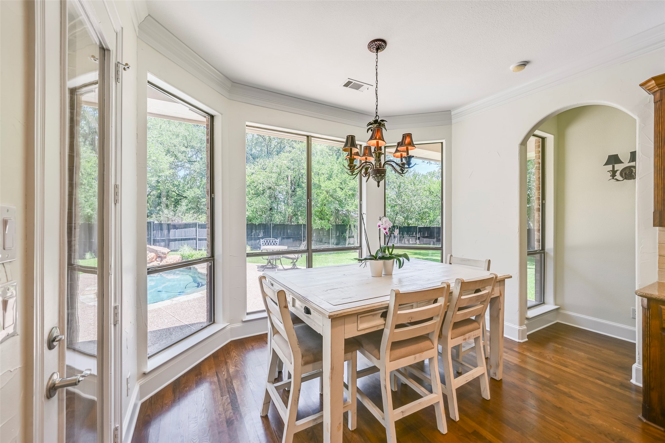 1409 Crimson Glory Court
