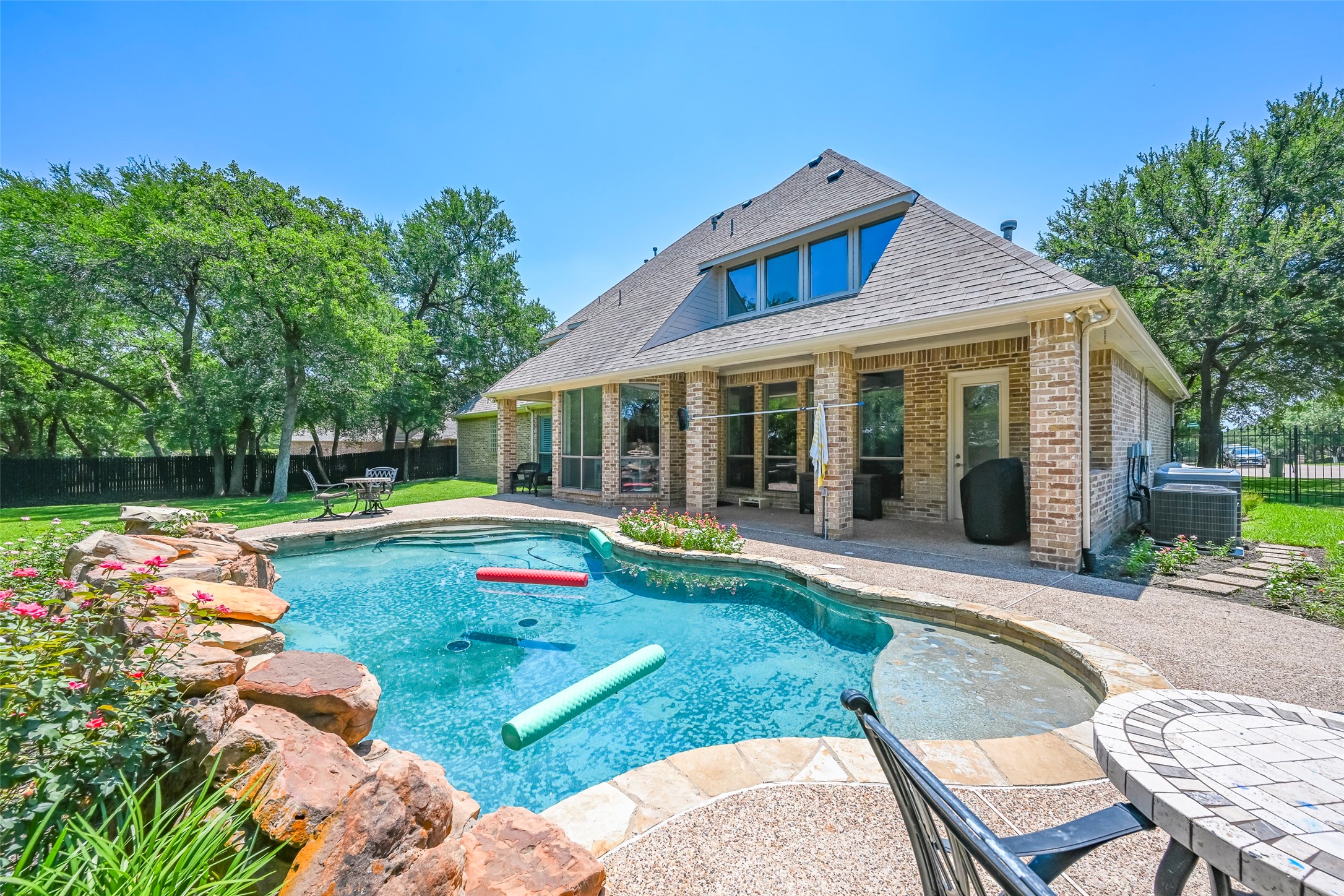 1409 Crimson Glory Court