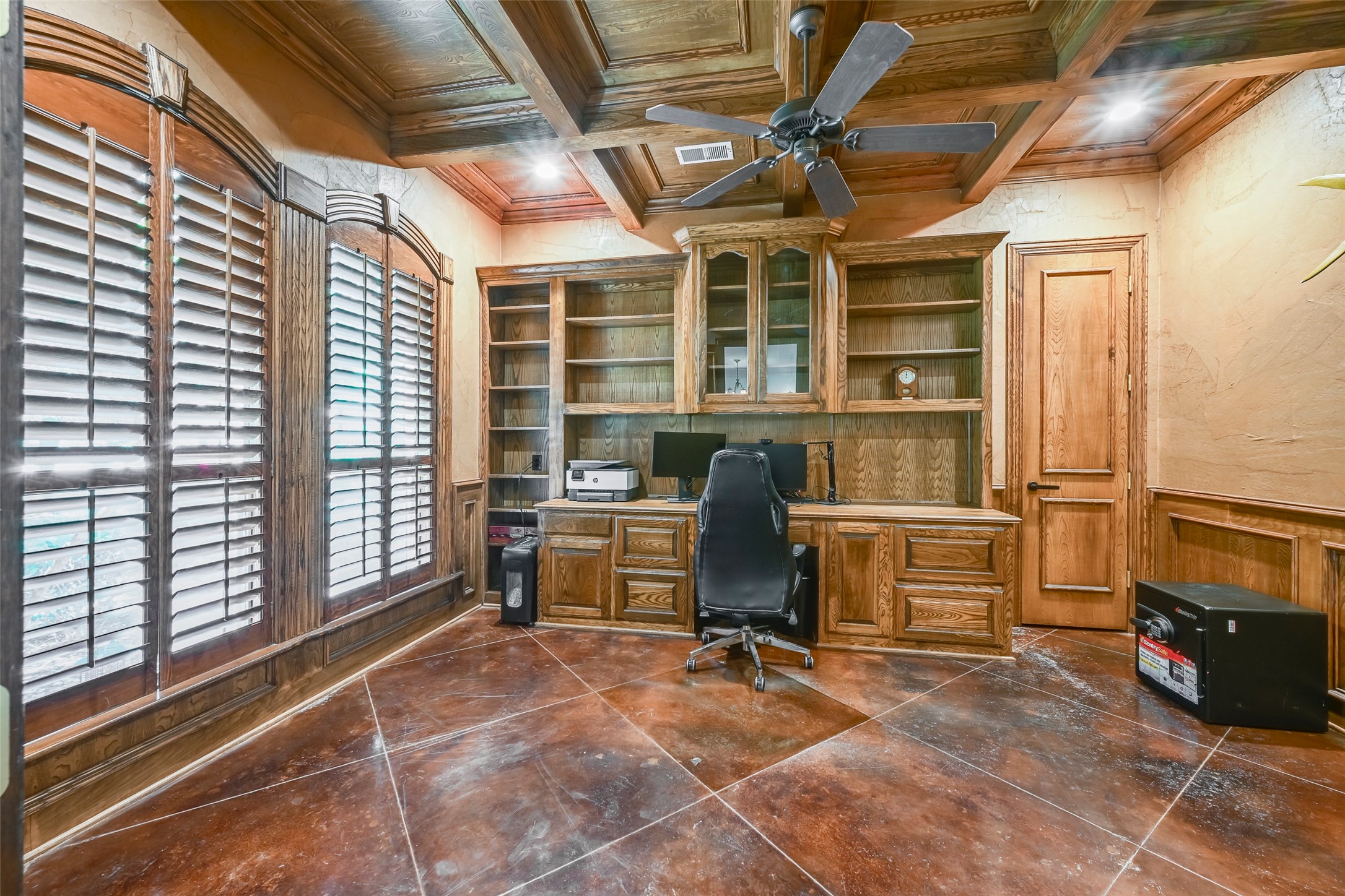 1409 Crimson Glory Court